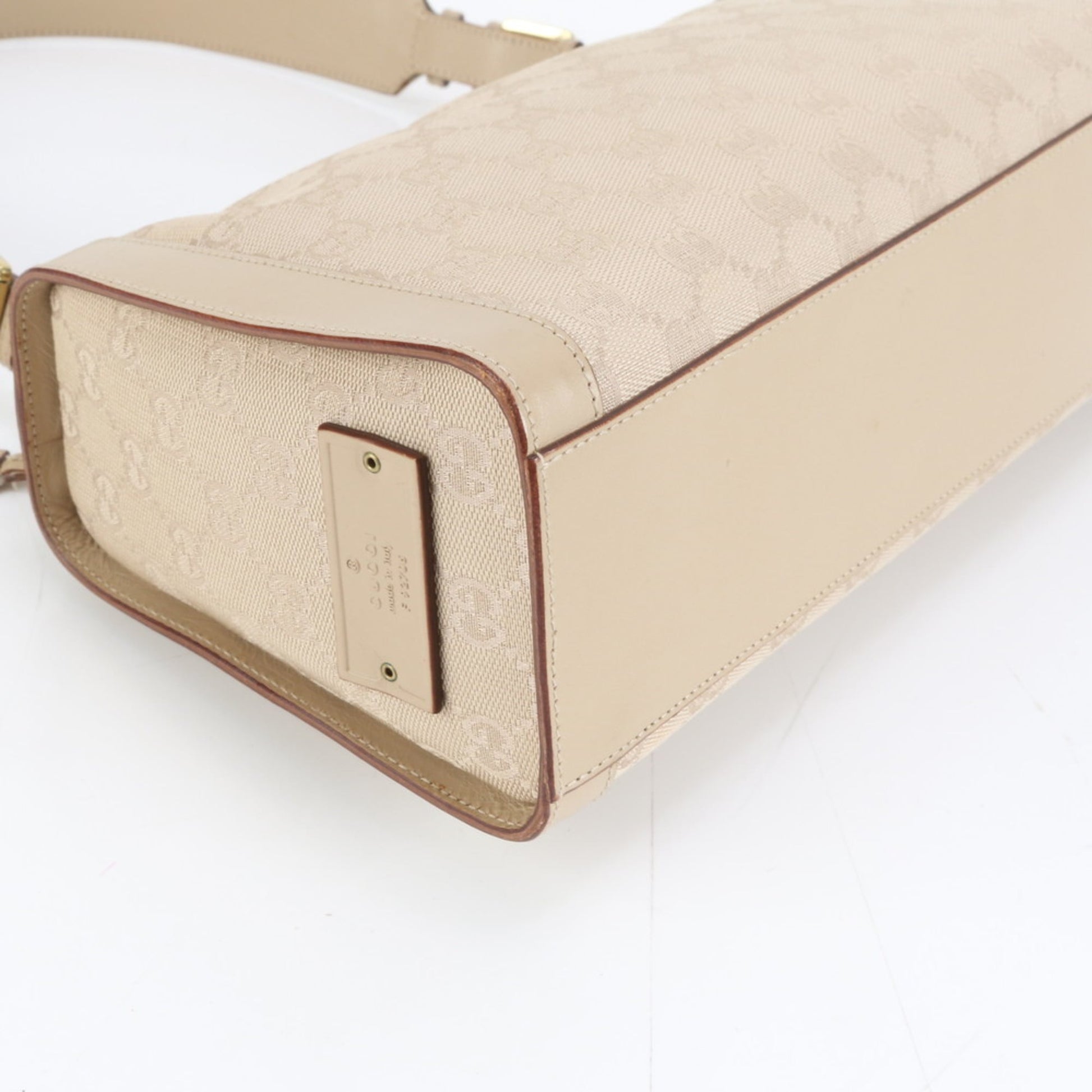 Gucci Beige Leather Canvas Shoulder Bag
