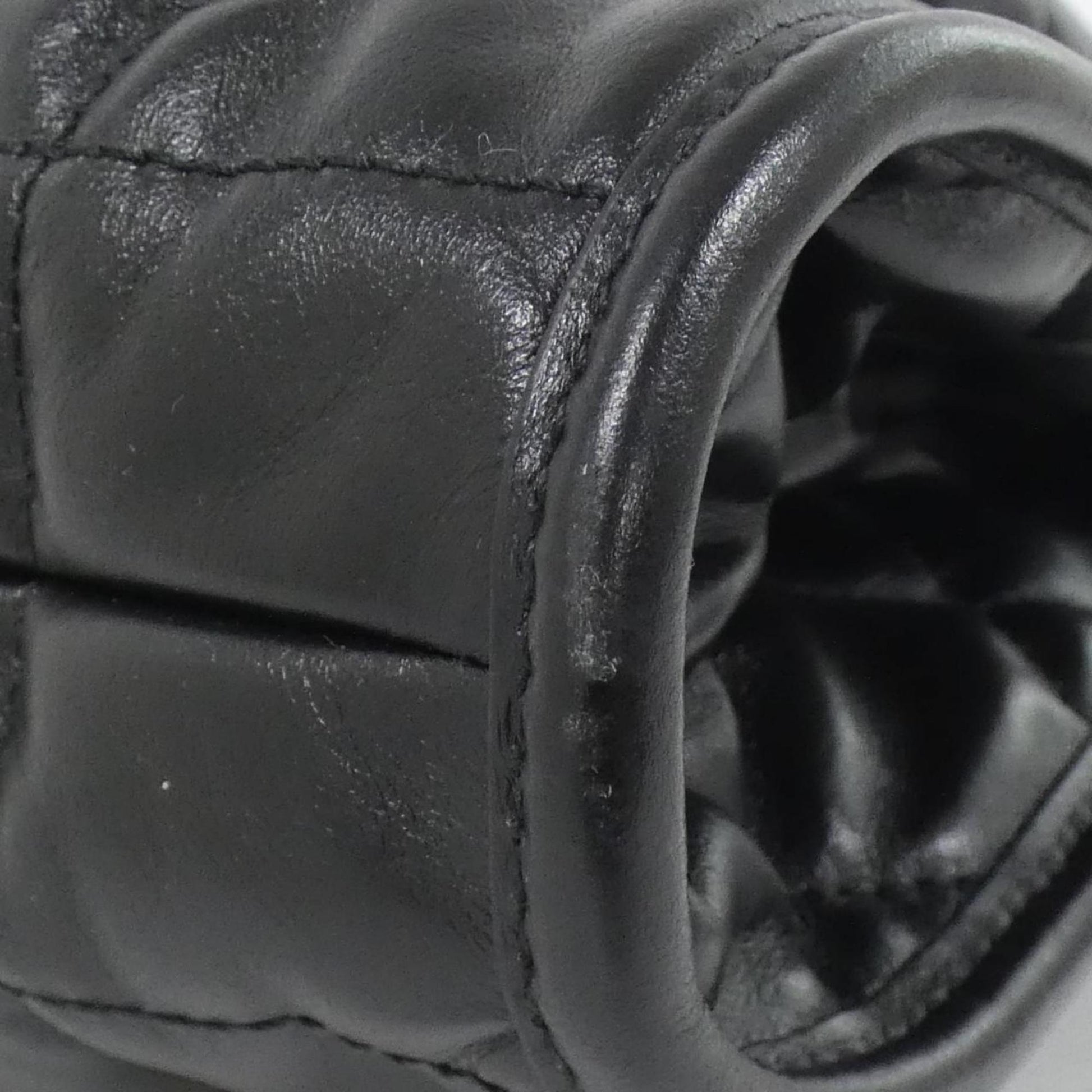 Gucci Black Leather Shoulder Bag