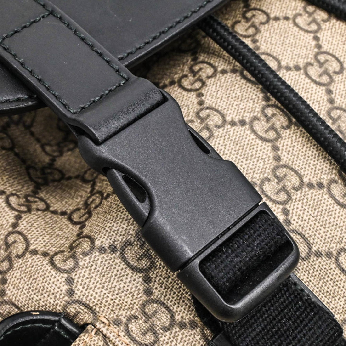 Gucci Beige Black Gg Supreme Leather Backpack