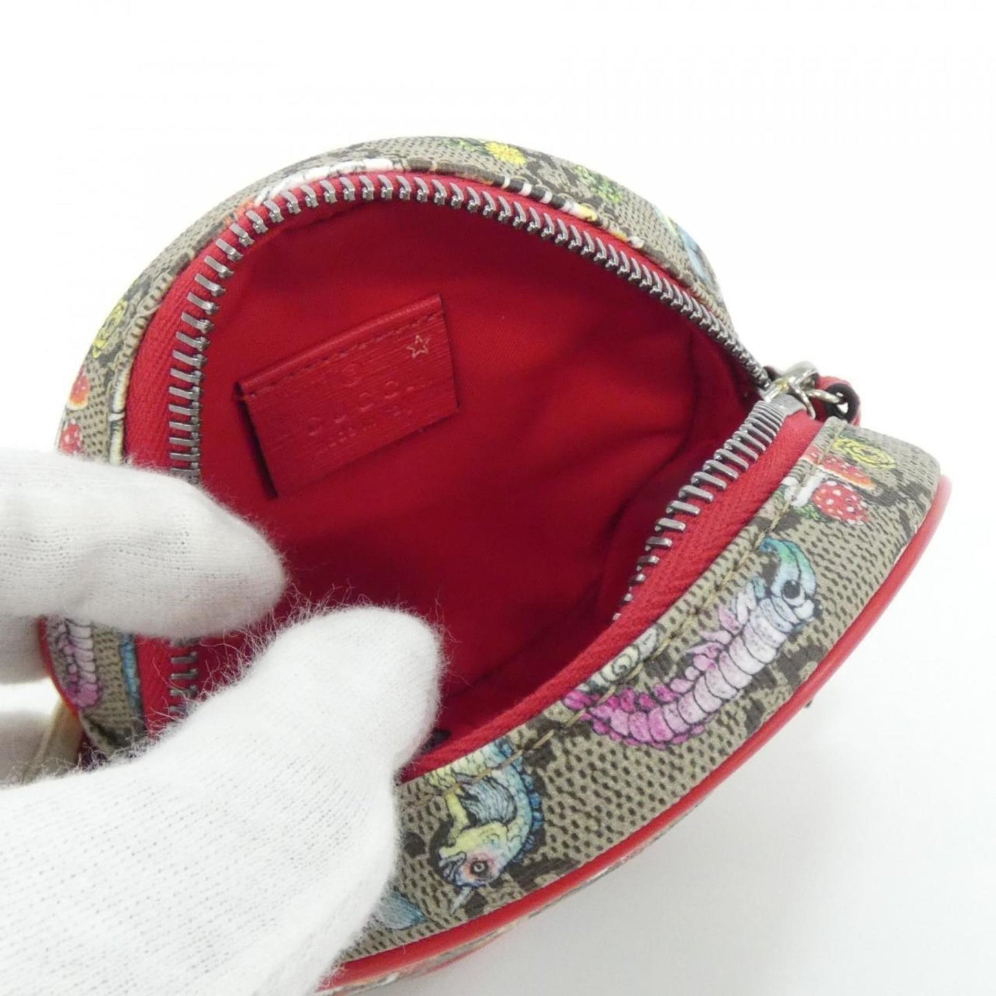Gucci Beige Multi-Color Gg Supreme Fanny Pack