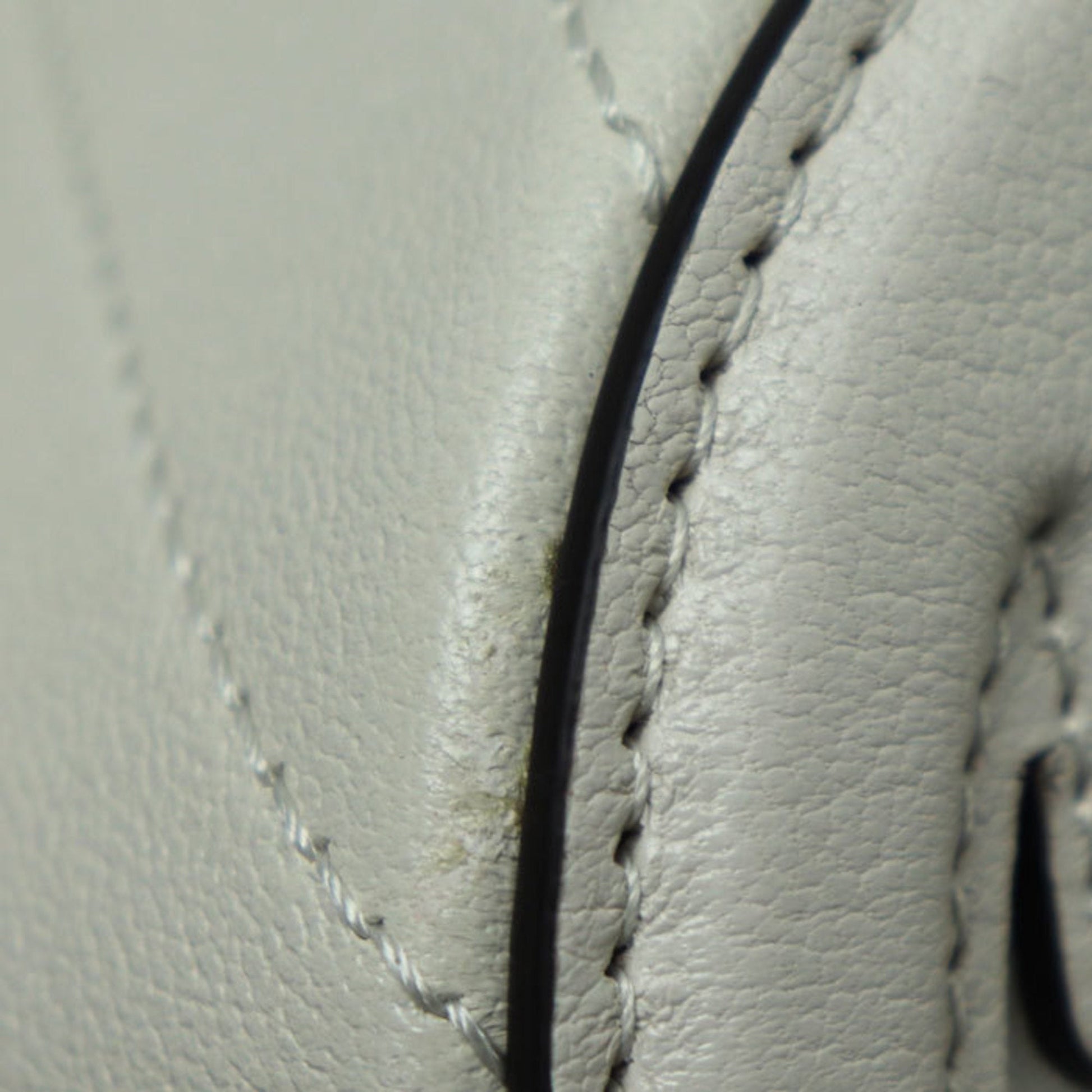 Gucci White Leather Shoulder Bag