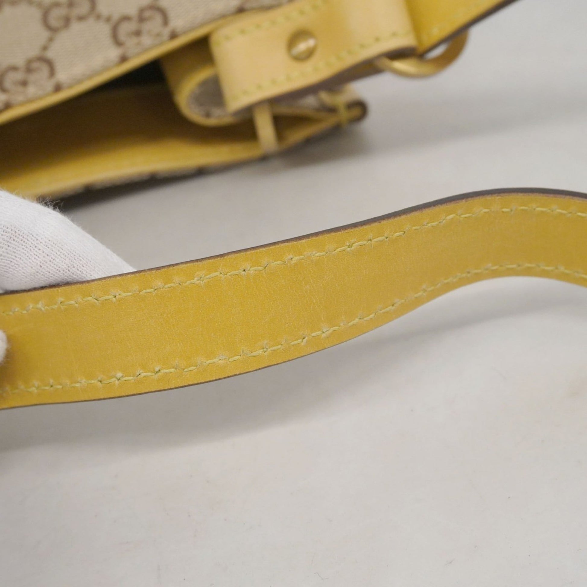 Gucci Beige Yellow Canvas Leather Shoulder Bag