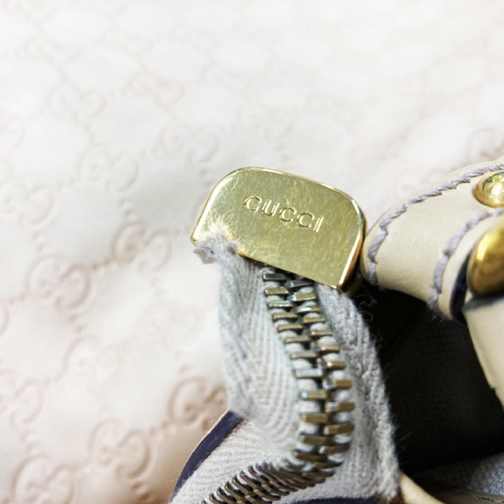 Gucci Beige Gg Leather Leather Handbag