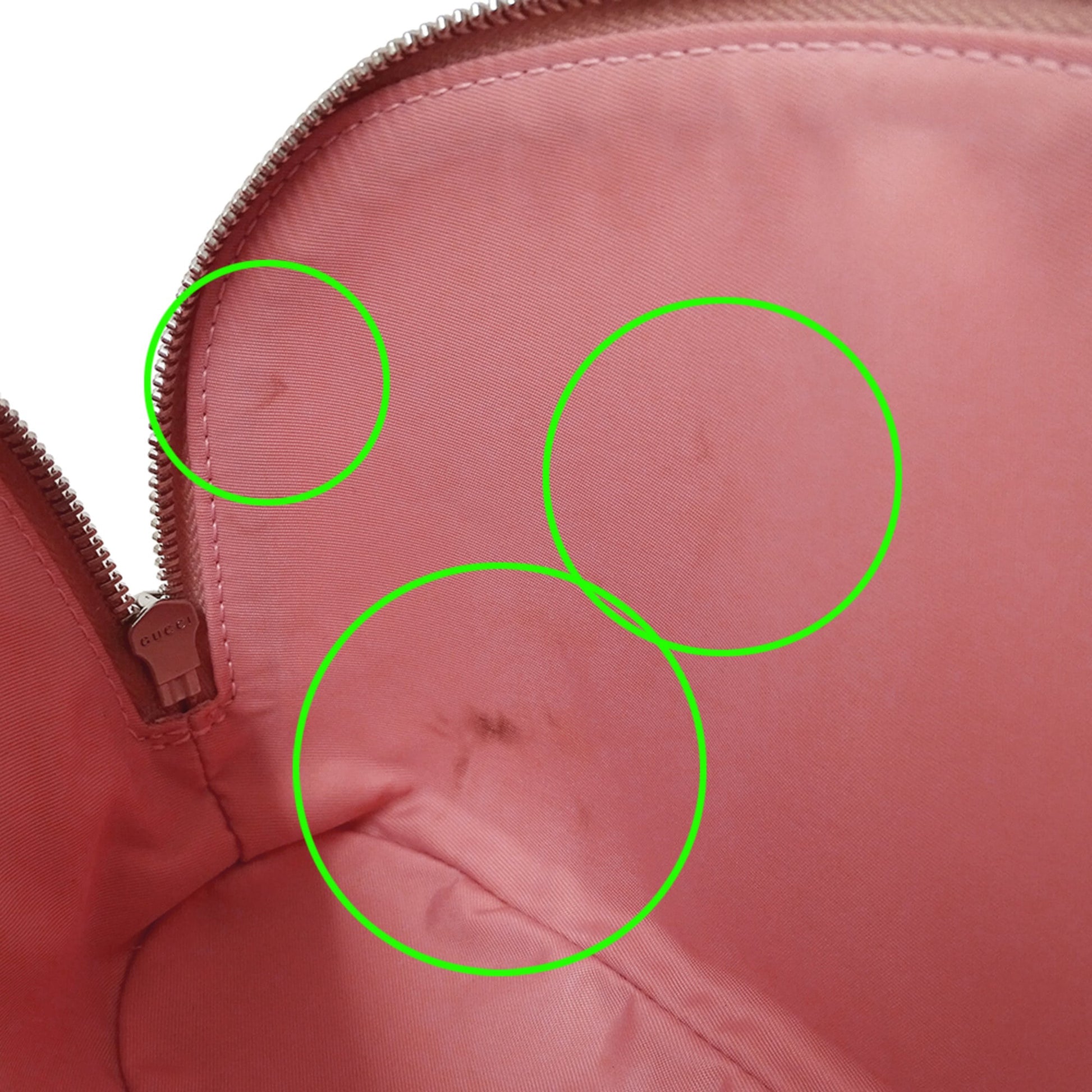 Gucci Pink Gg Supreme Pouch