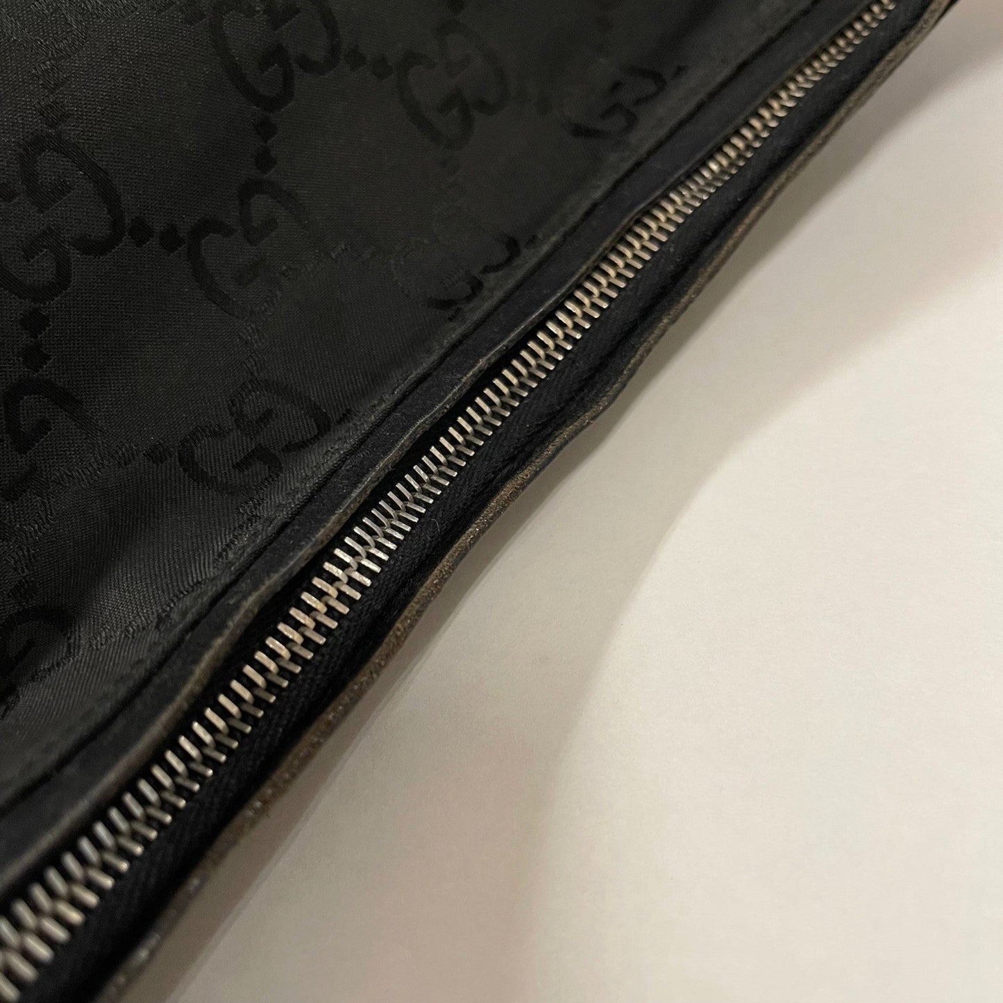 Gucci Black Nylon Leather Shoulder Bag