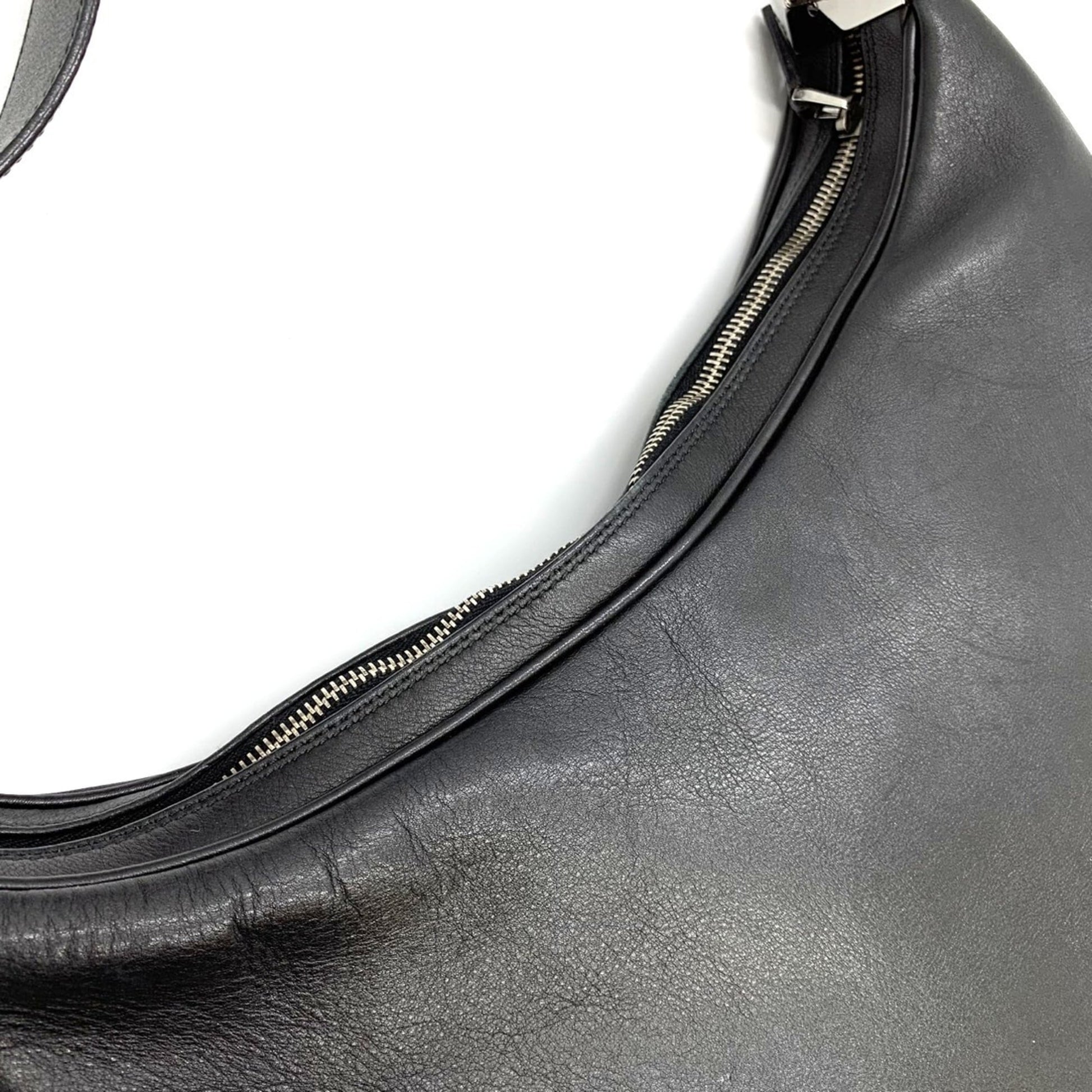 Gucci Black Leather Shoulder Bag