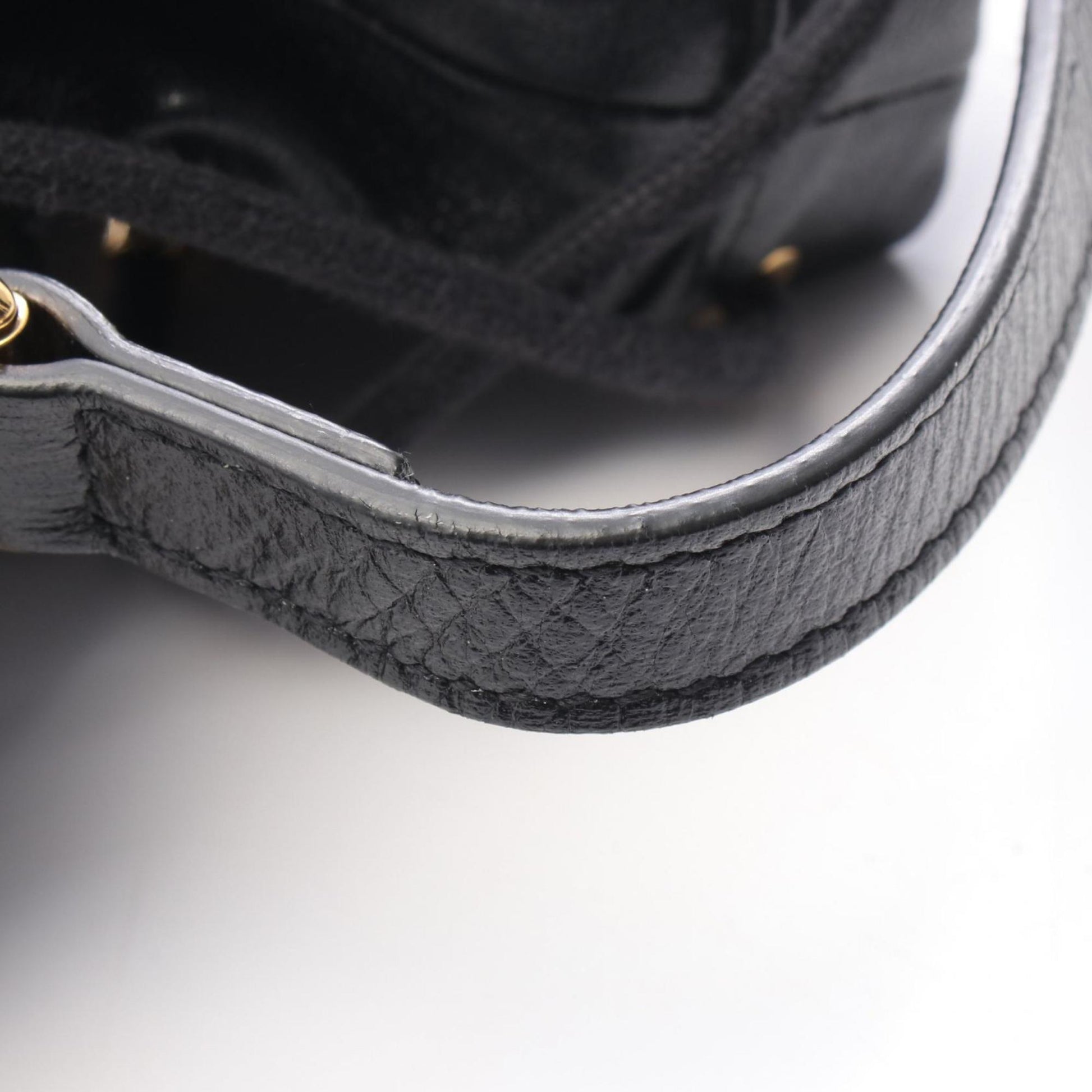 Gucci Black Leather Shoulder Bag