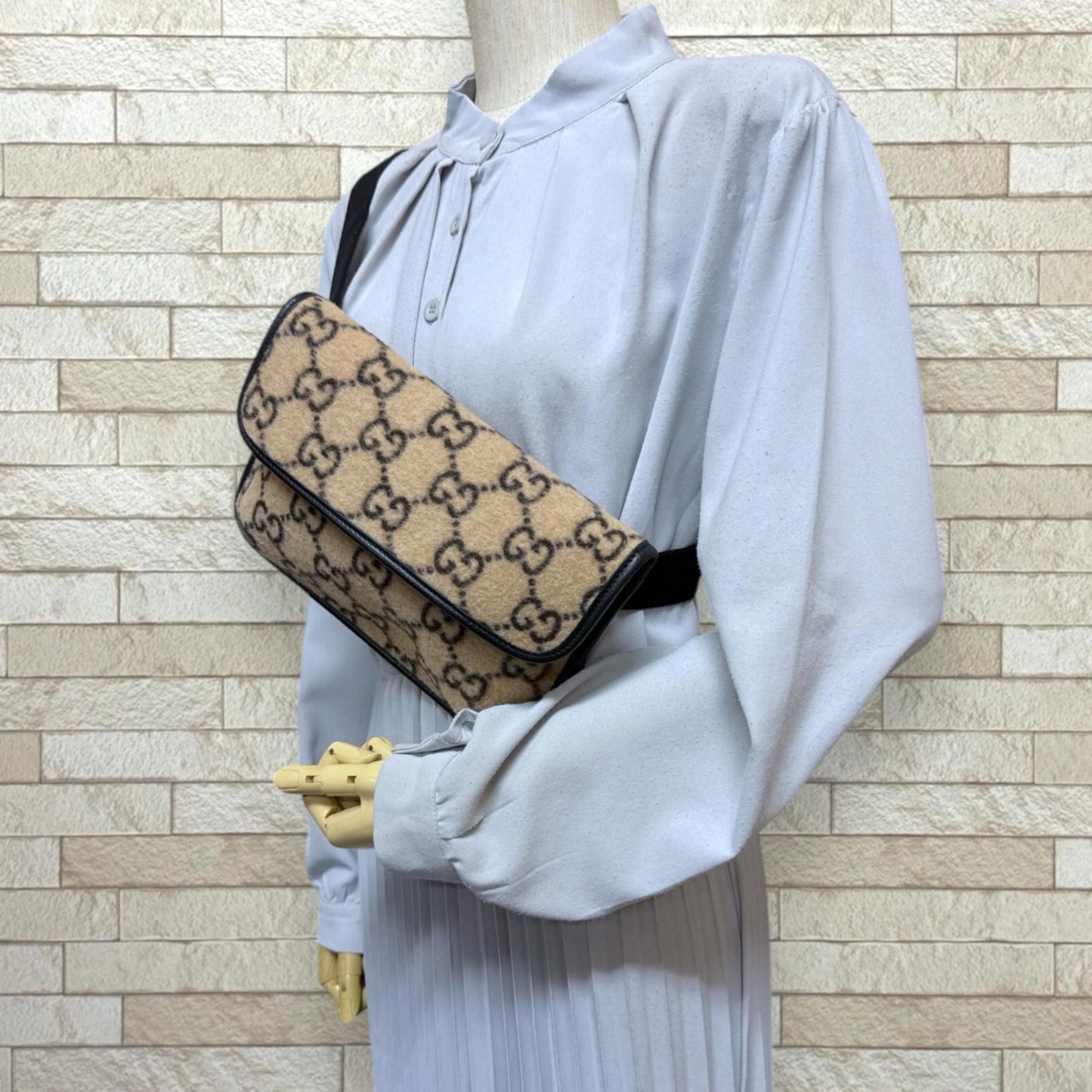 Gucci Beige Black Wool Leather Sling Bag