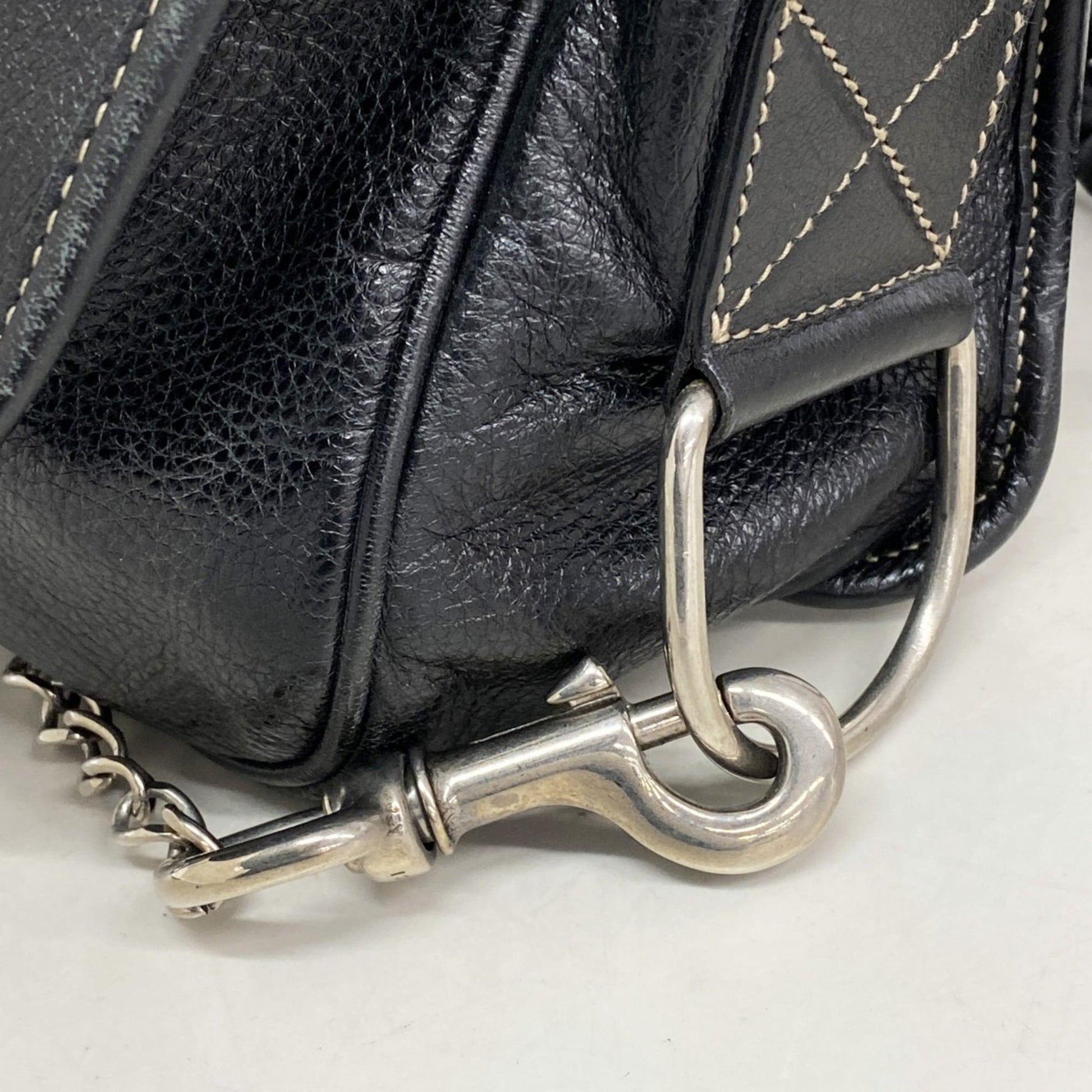 Gucci Black Leather Shoulder Bag