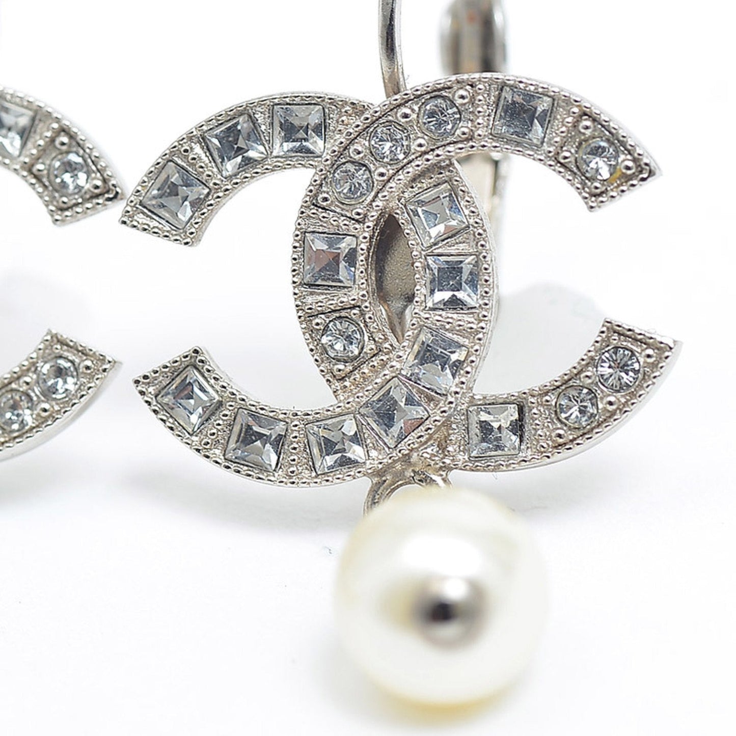 Chanel Earrings Cocomark Pearl Rhinestone Silver B16V
