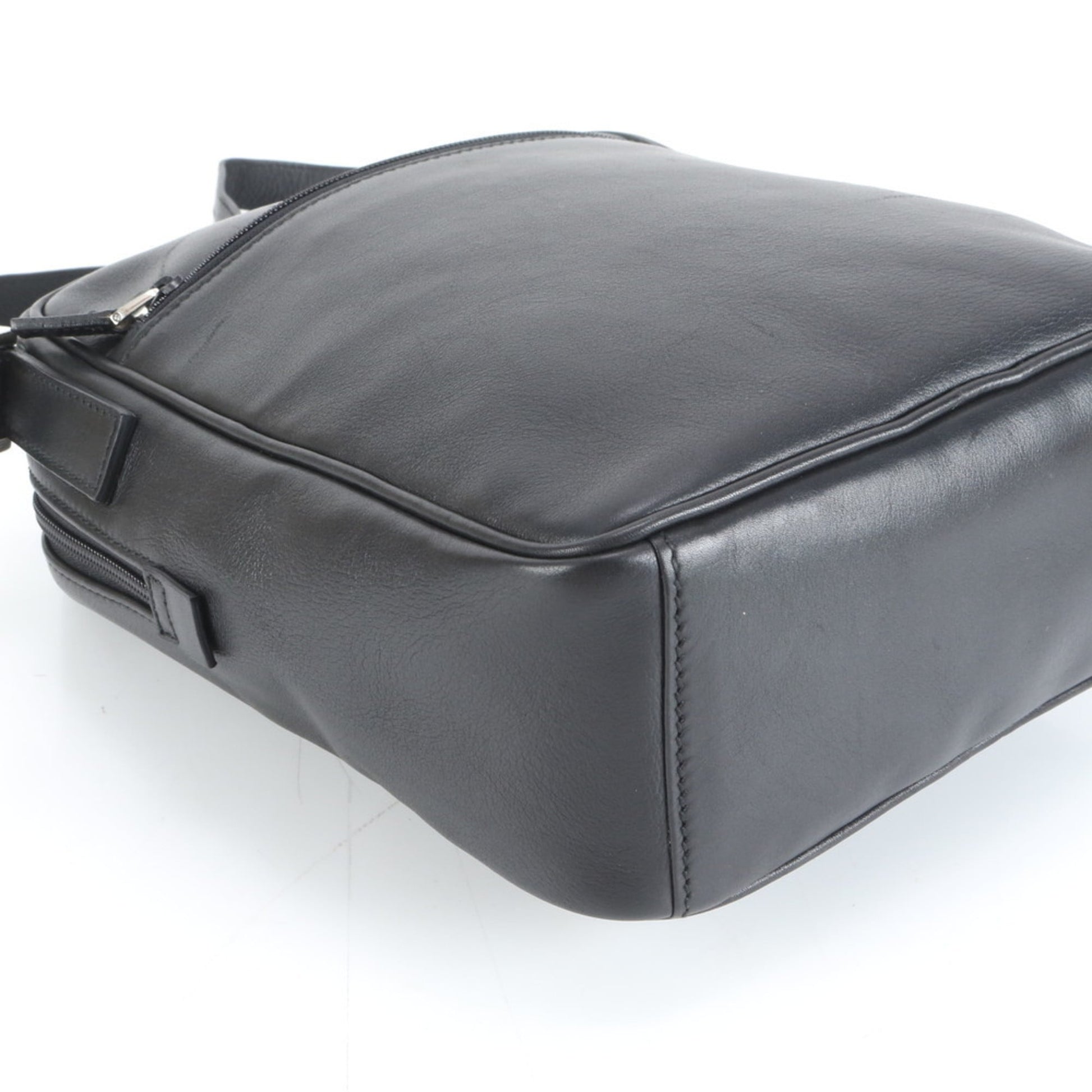 Gucci Black Leather Shoulder Bag