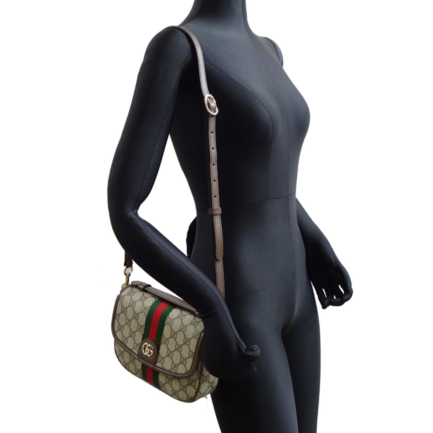 Gucci Beige Gg Supreme Shoulder Bag