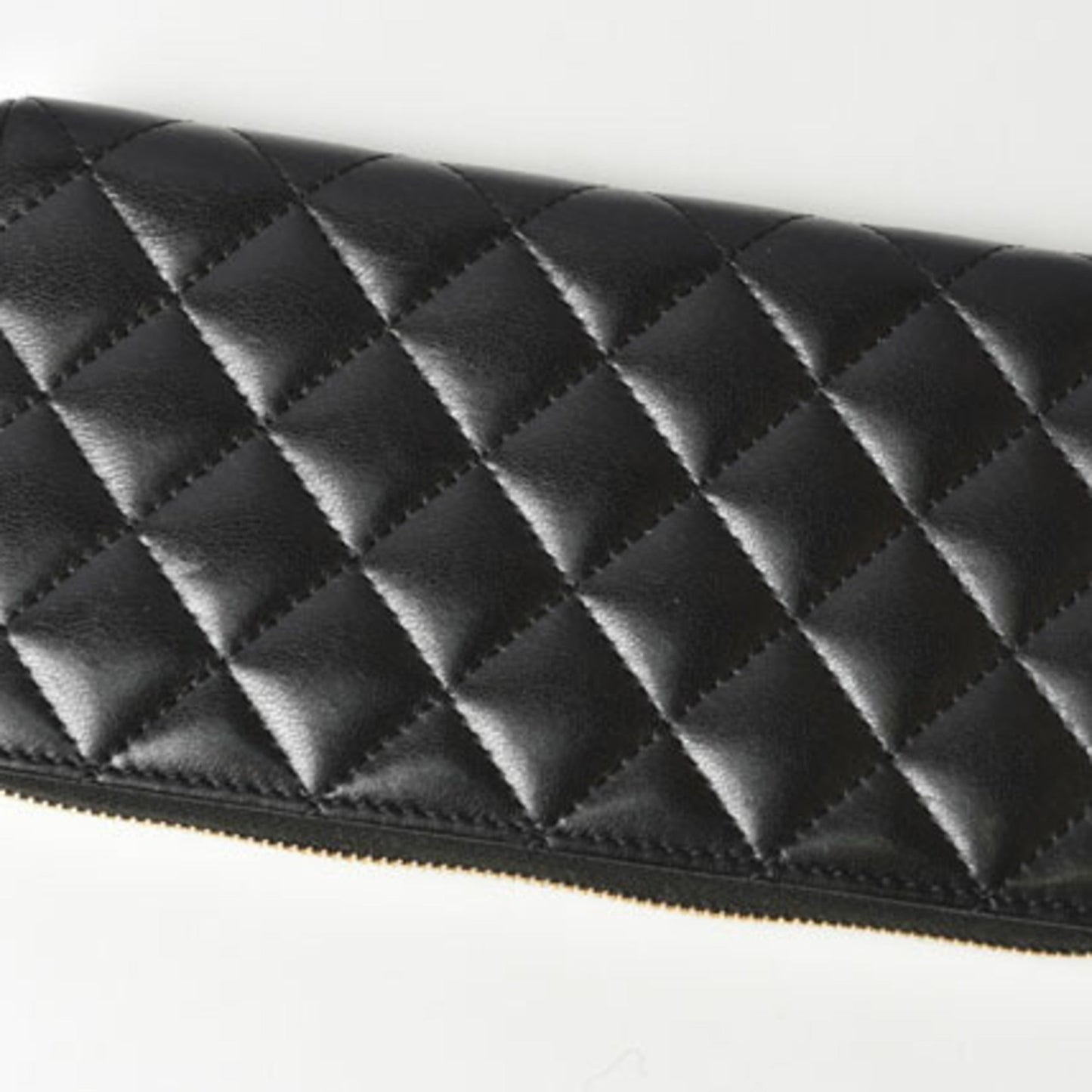 Chanel Wallet A50097  Long Round Zipper Timeless Classic Matelasse Lambskin Black Bordeaux