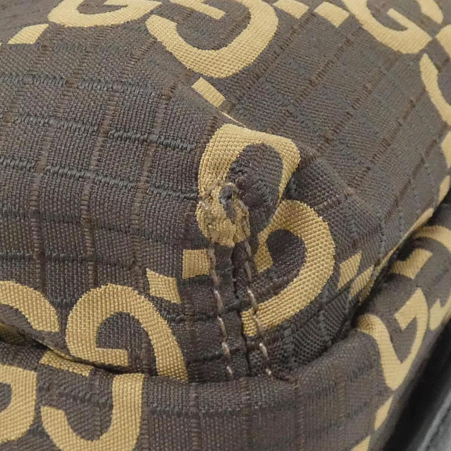 Gucci Beige Polyester Shoulder Bag