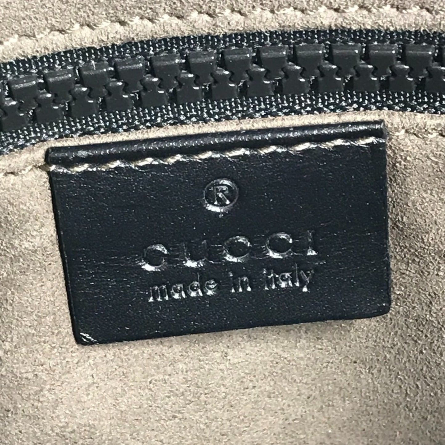 Gucci Beige Black Gg Supreme Leather Messenger Bag Shoulder Bag