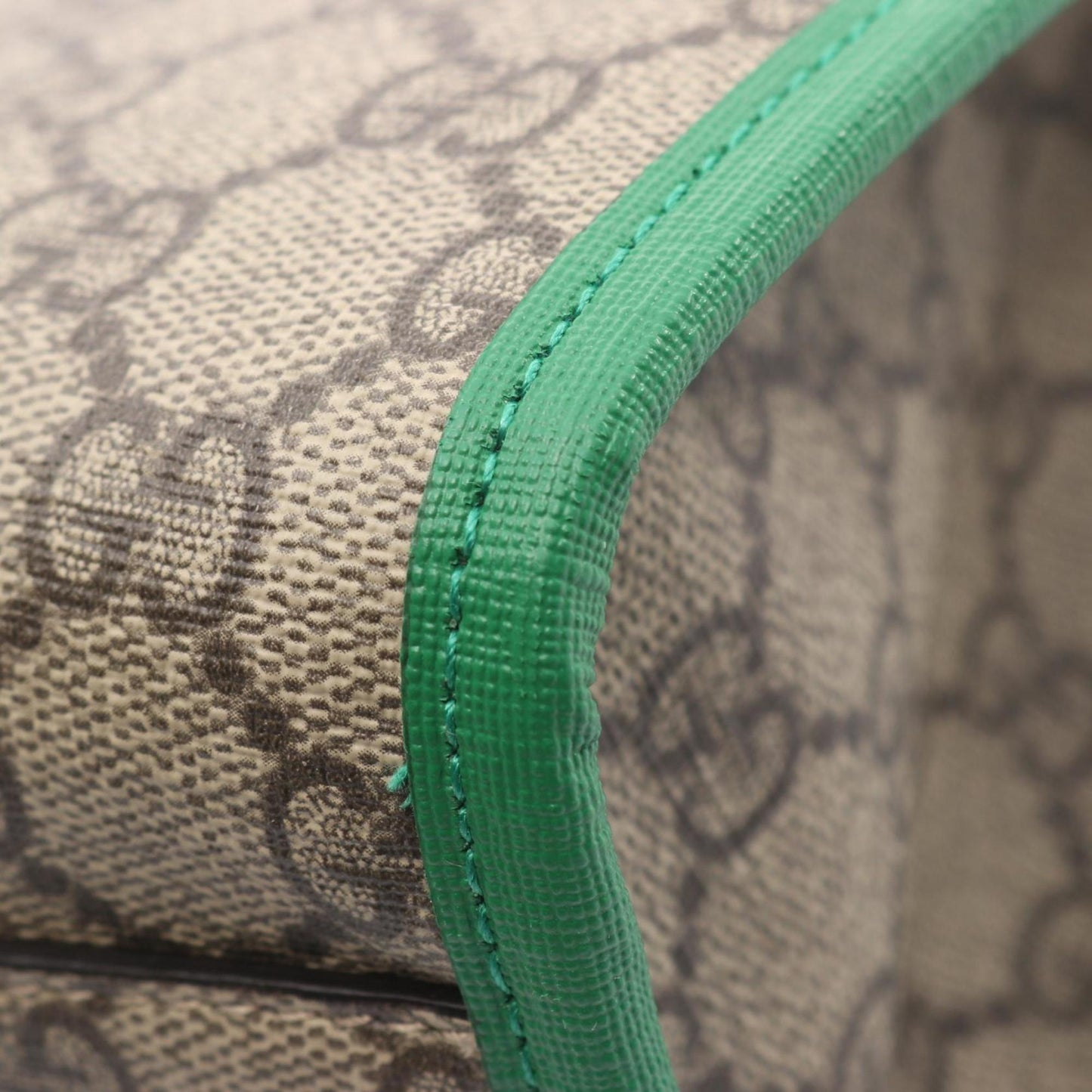 Gucci Beige Green Multi-Color Gg Supreme Leather Handbag