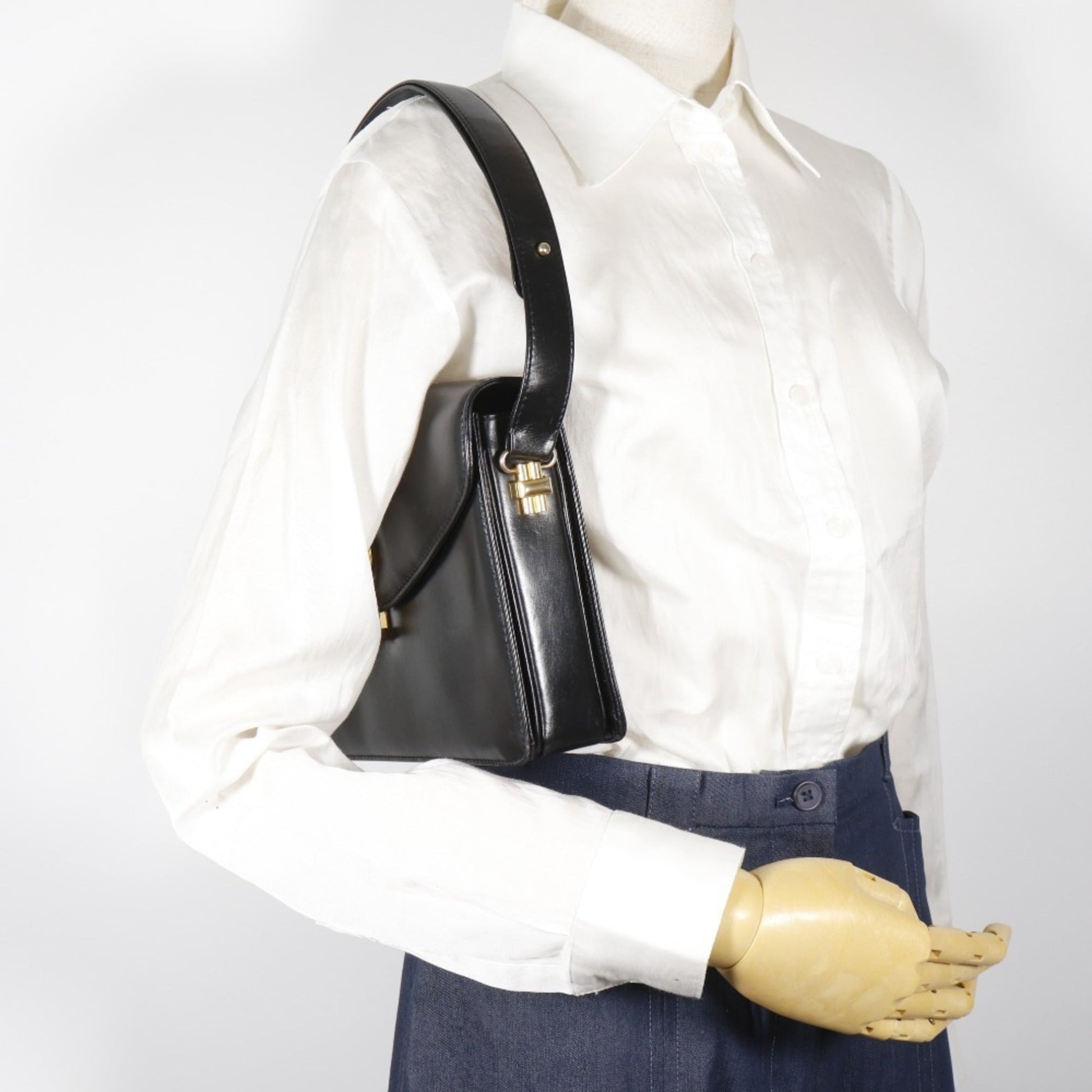Gucci Black Leather Shoulder Bag
