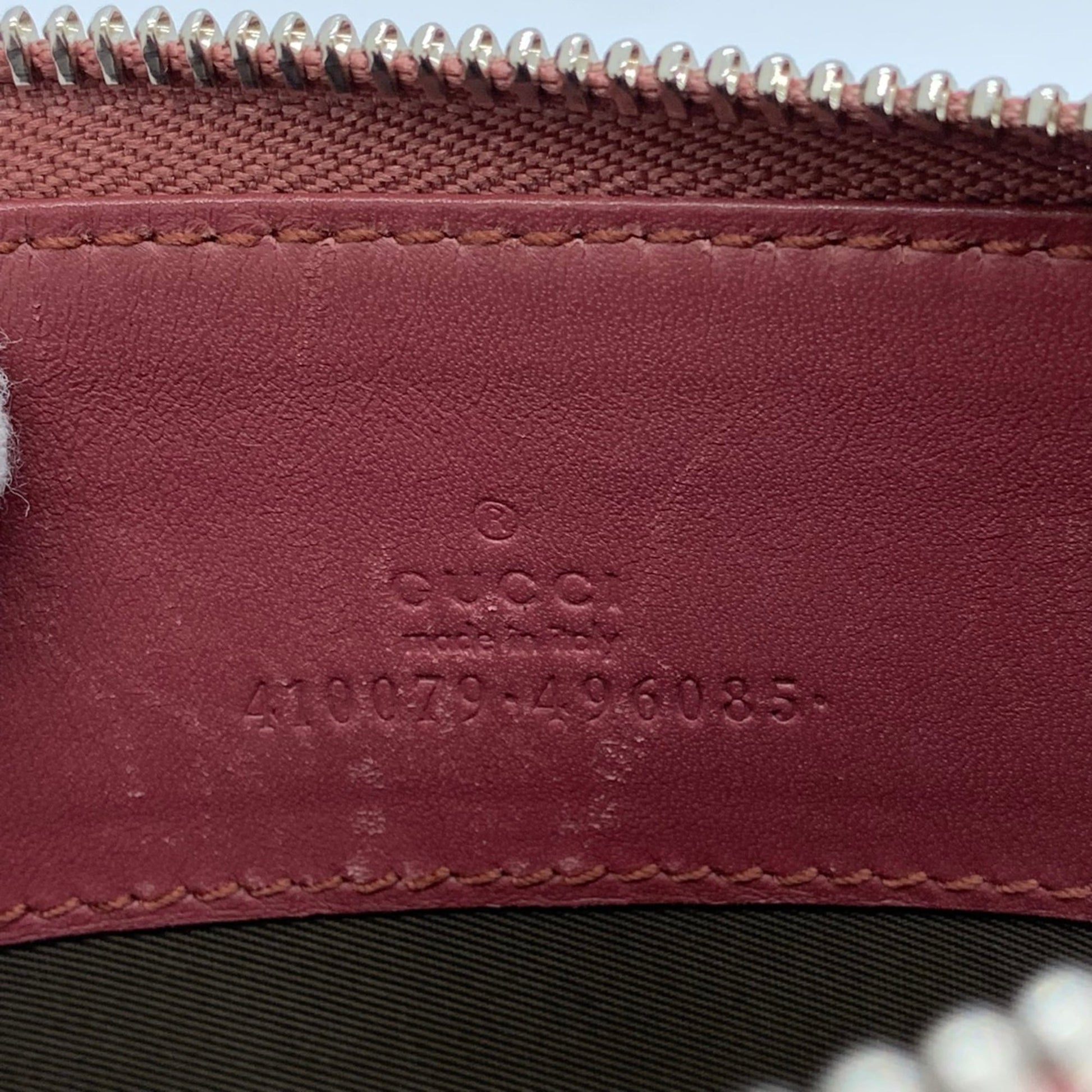 Gucci Gg Blooms Red Color Gg Supreme Pouch