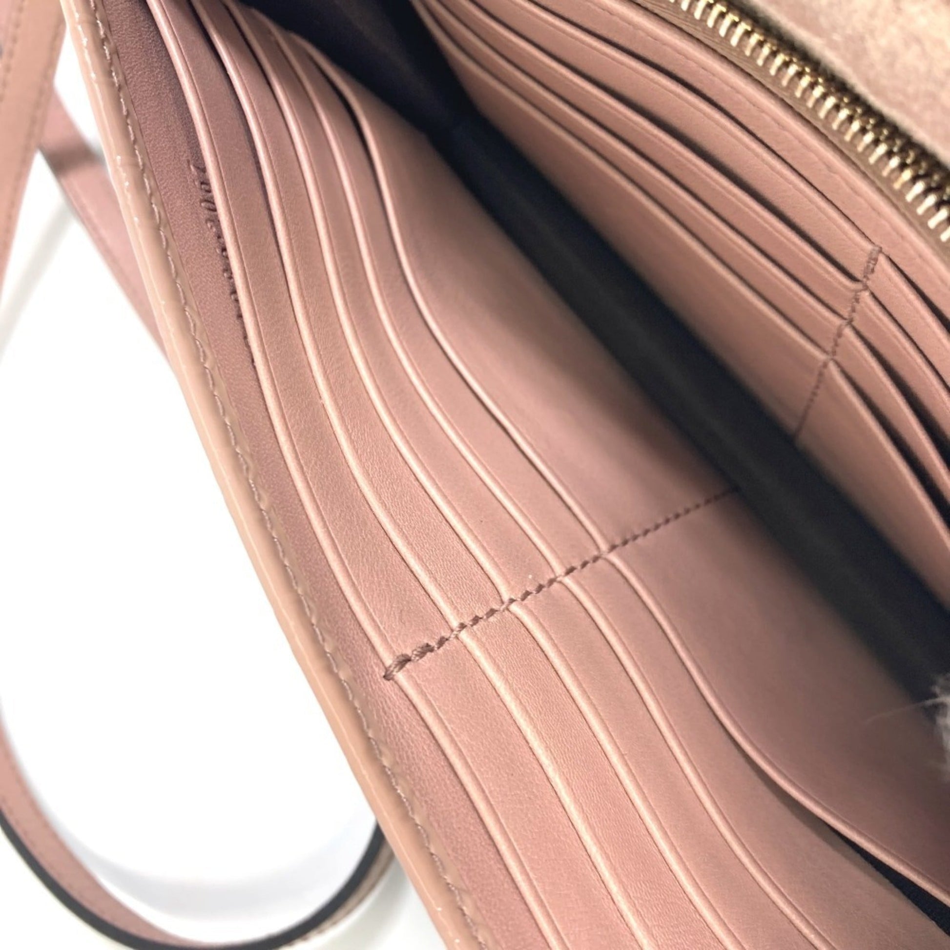Gucci Beige Shoulder Bag
