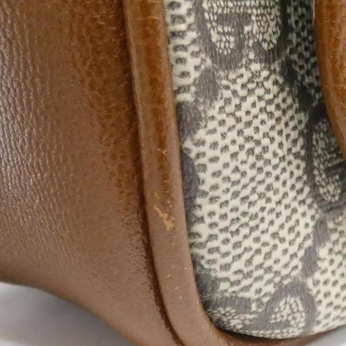 Gucci Beige Black Brown Gg Supreme Shoulder Bag