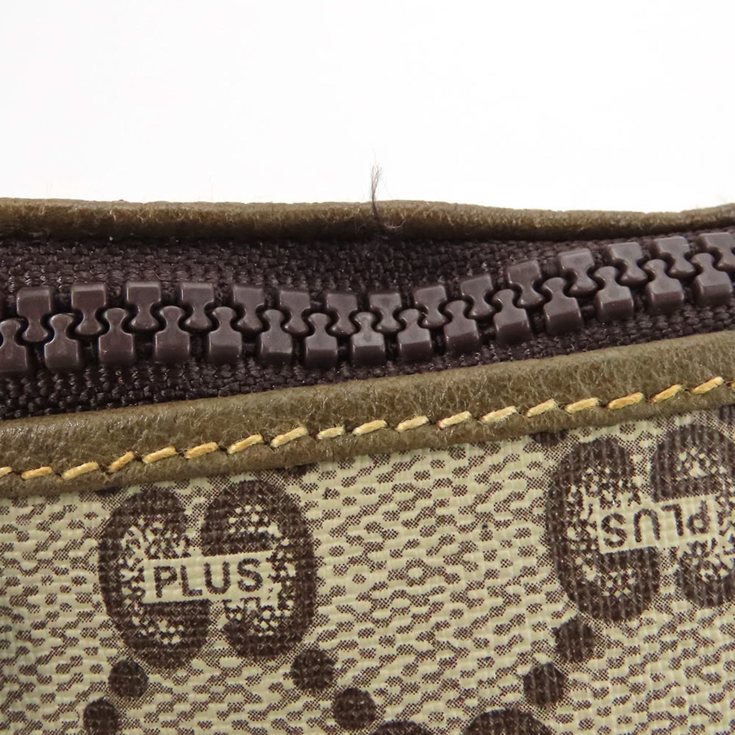 Gucci Beige Gg Plus Clutch Bag Pouch