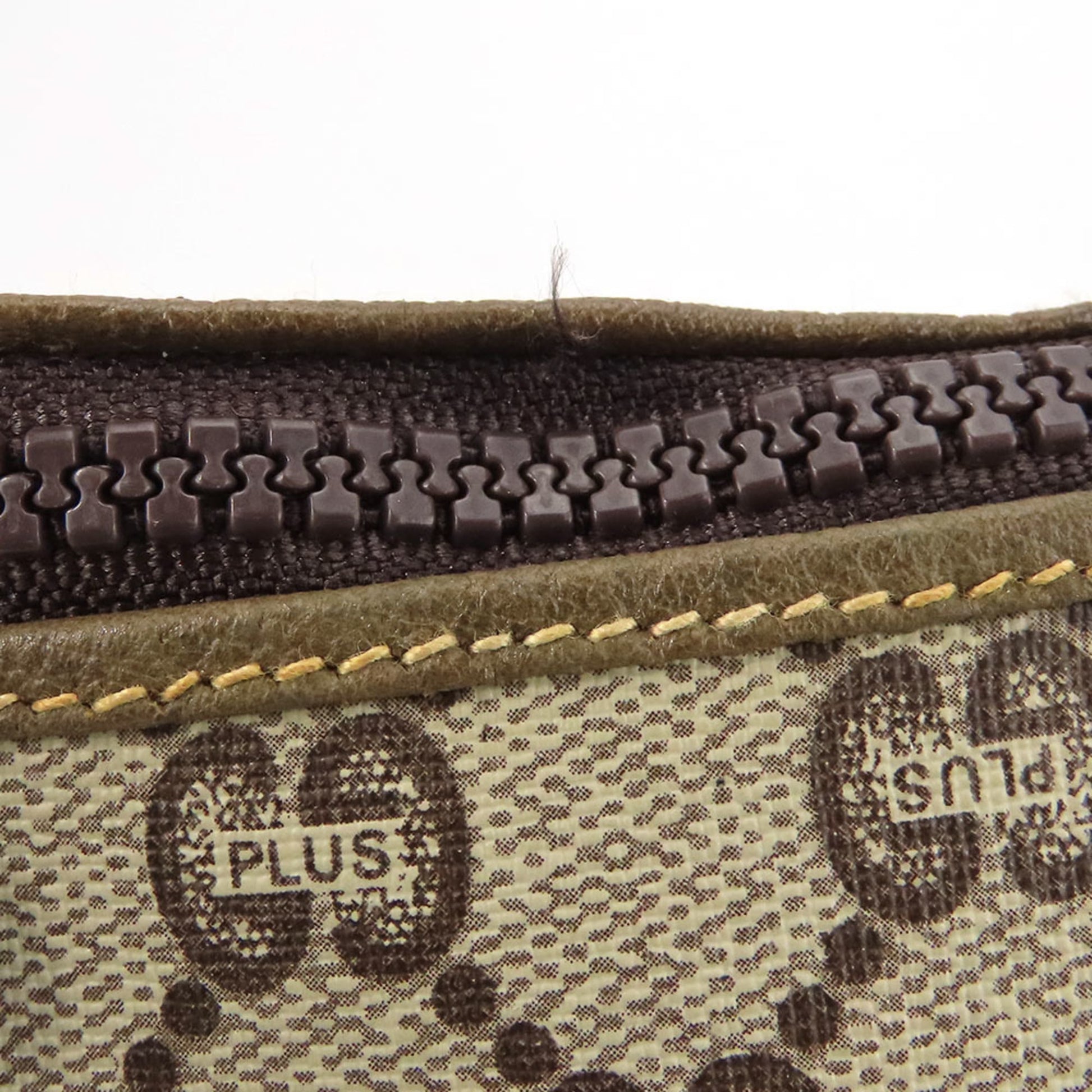 Gucci Beige Gg Plus Clutch Bag Pouch