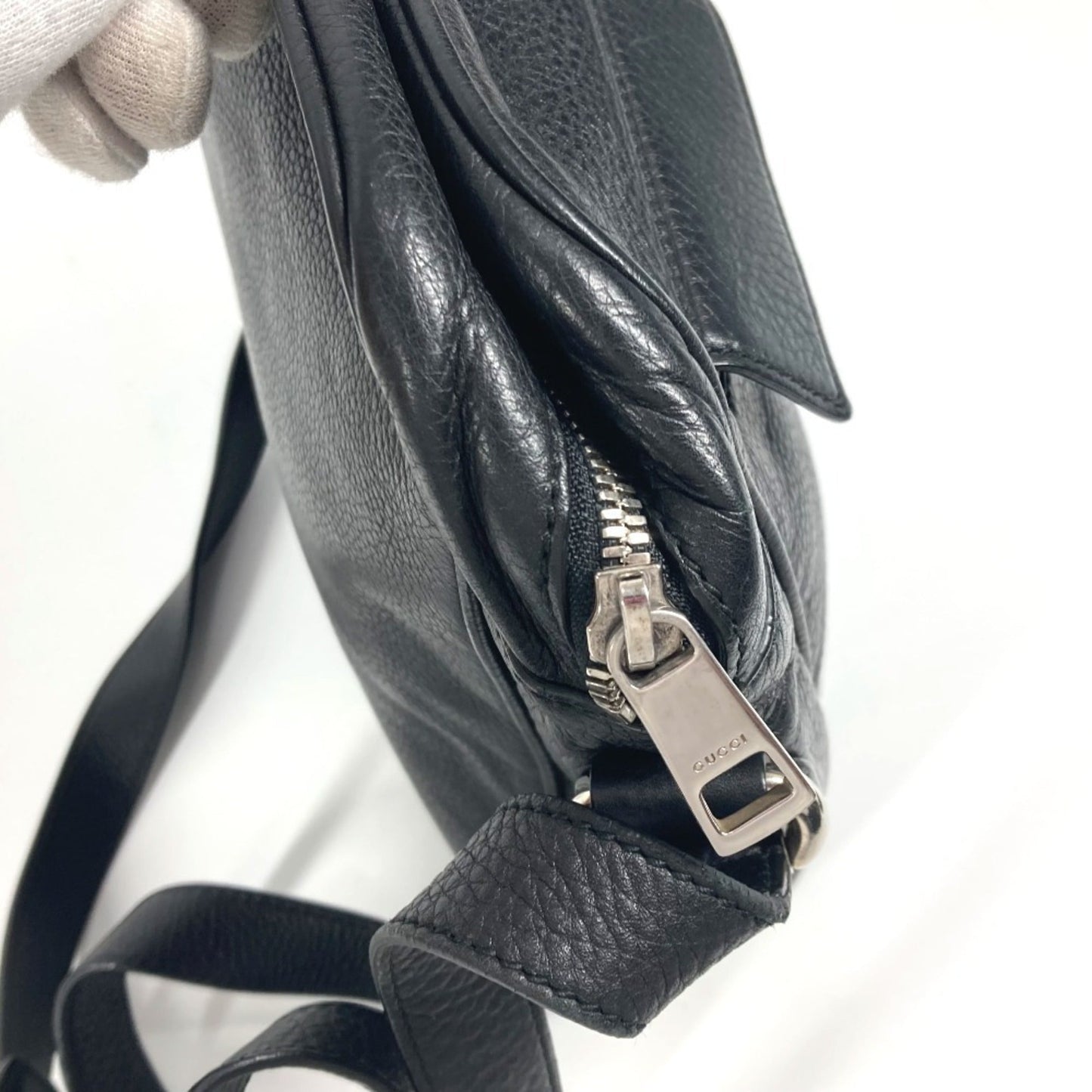 Gucci Black Leather Pochette Shoulder Bag