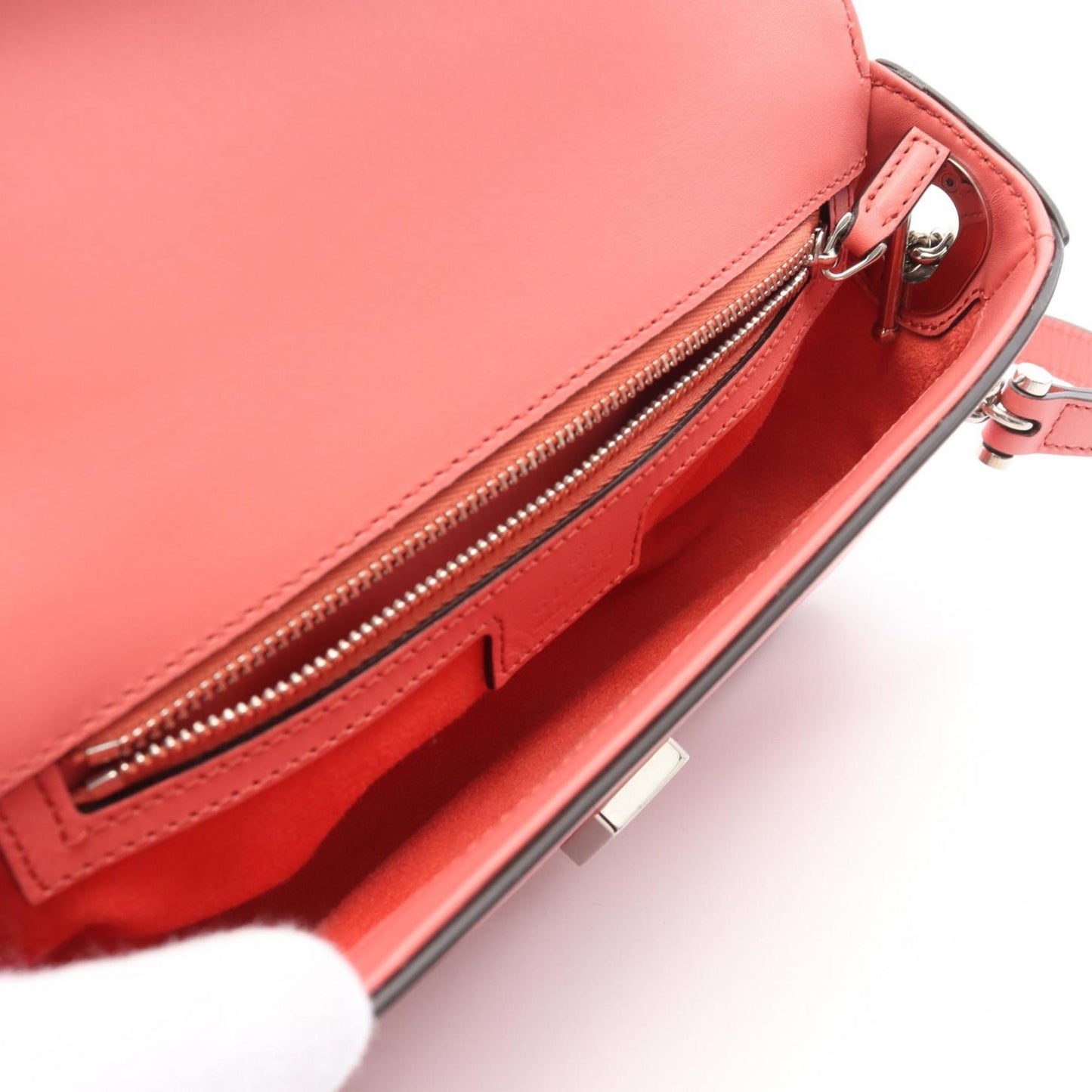 Gucci Pink Leather Shoulder Bag