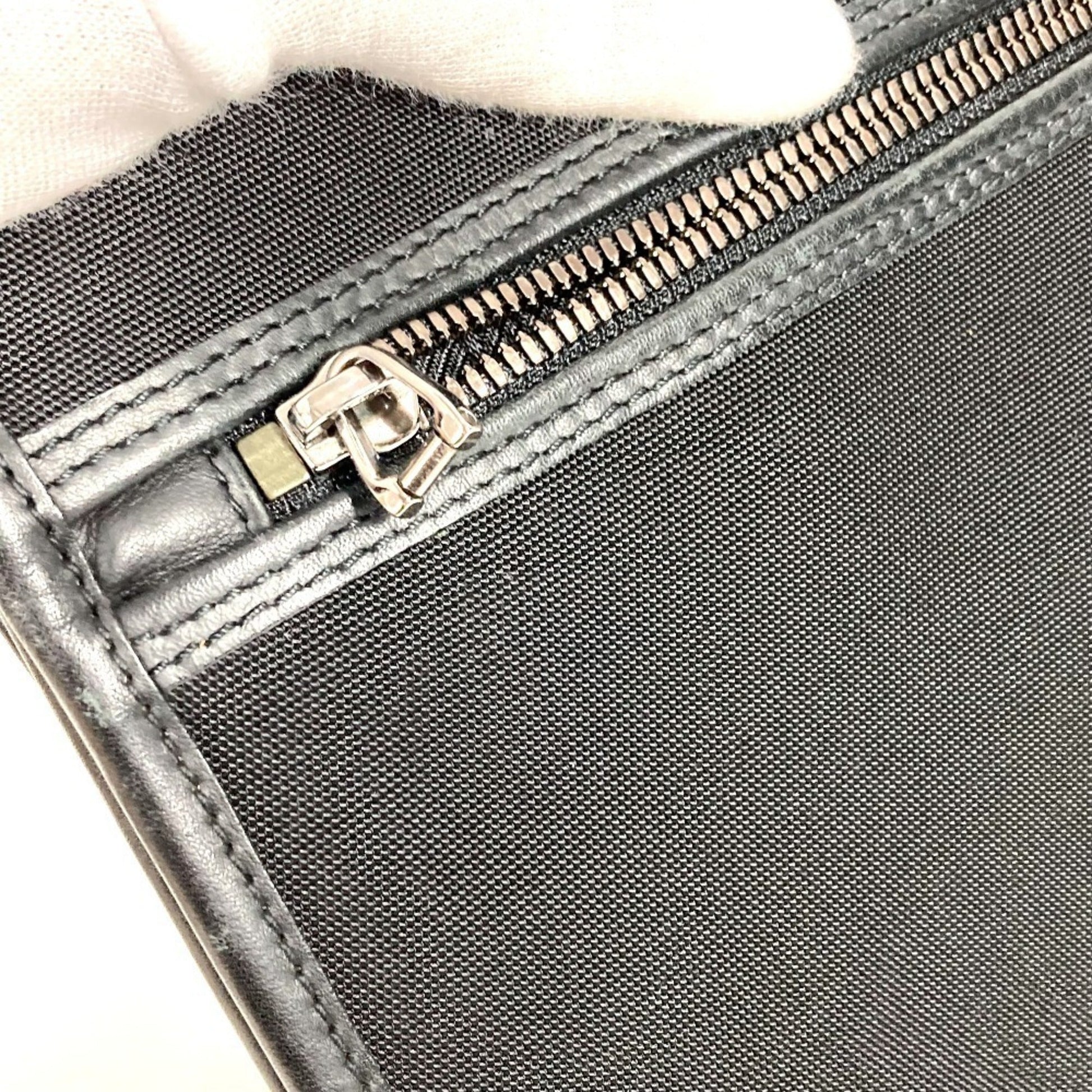 Gucci Black Nylon Clutch Bag Pouch