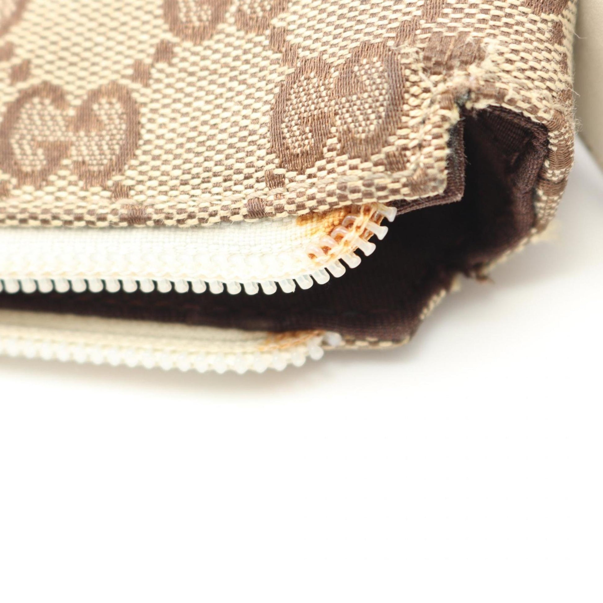 Gucci Beige White Gg Canvas Leather Shoulder Bag