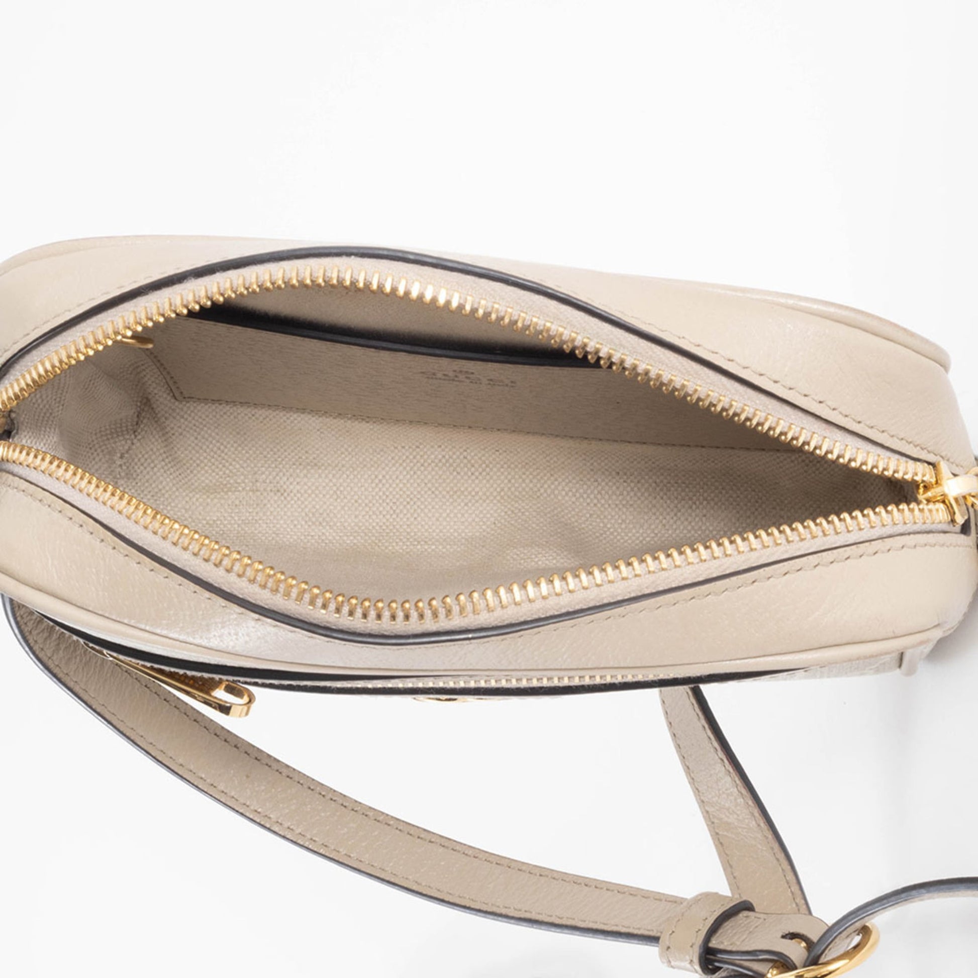 Gucci Beige Gg Supreme Leather Shoulder Bag
