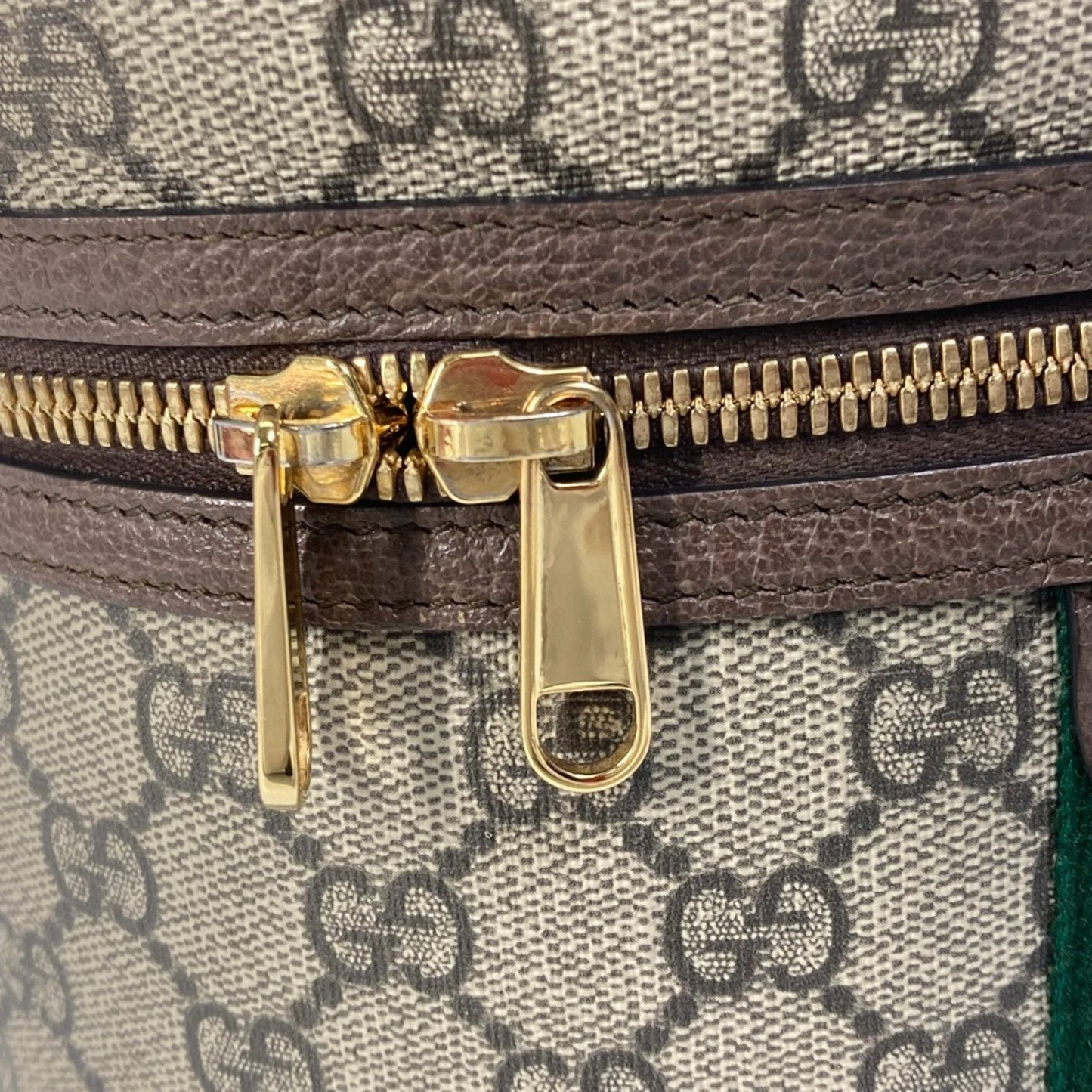 Gucci Beige Gg Supreme Handbag Vanity Bag