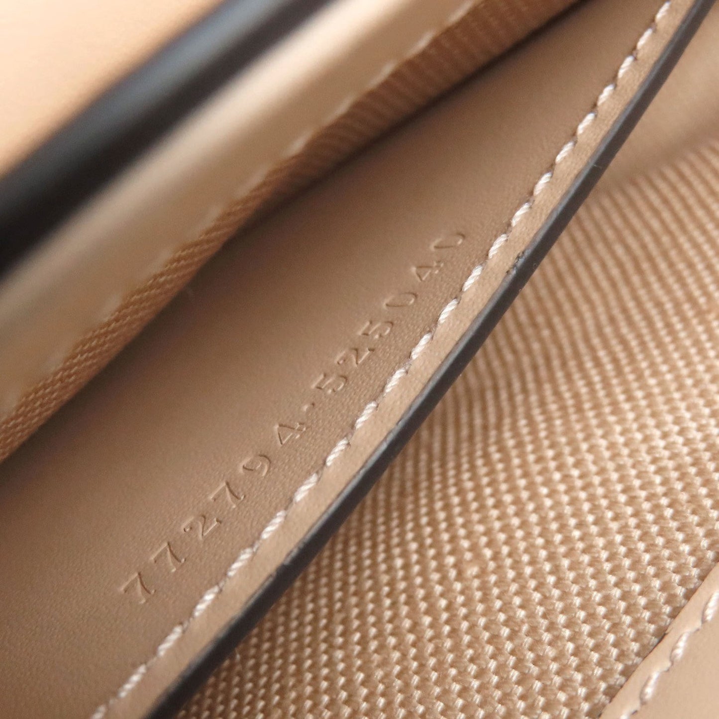 Gucci Beige Leather Shoulder Bag