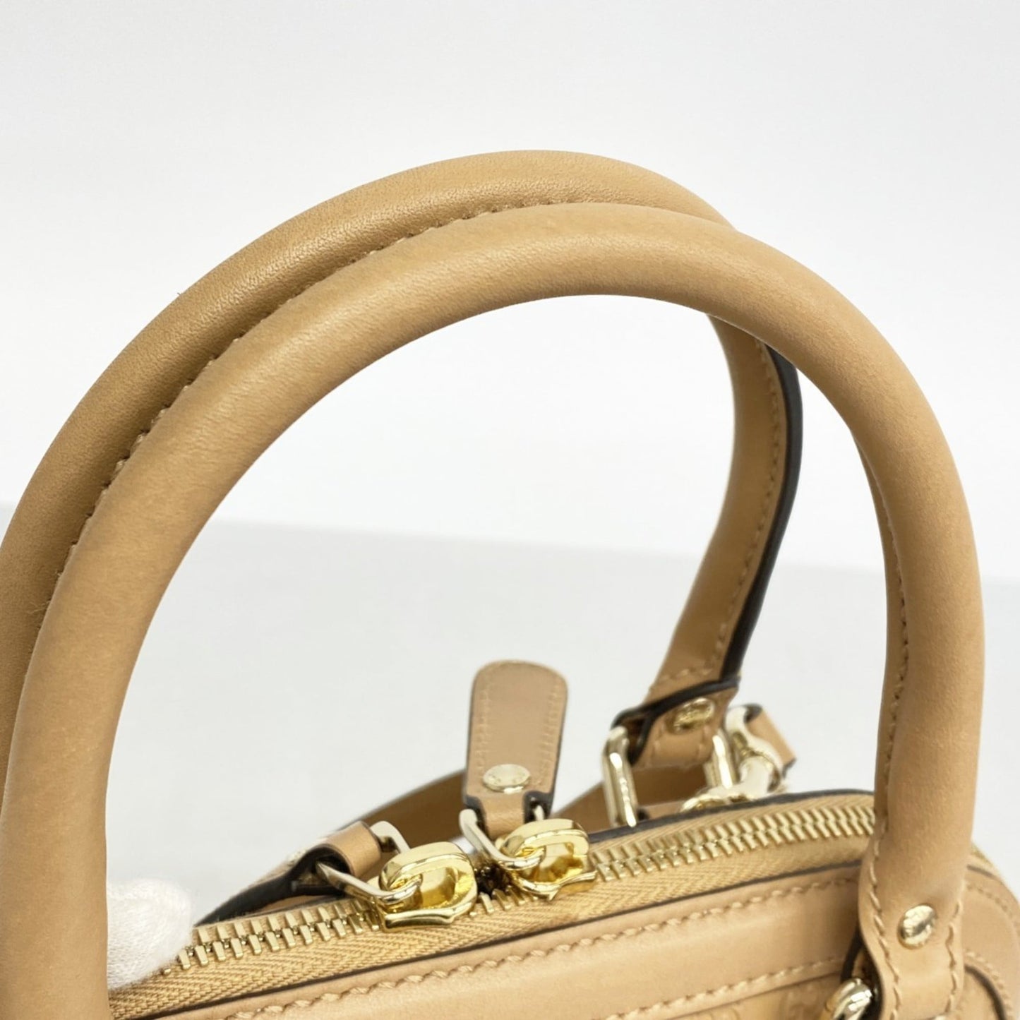 Gucci Beige Leather Handbag