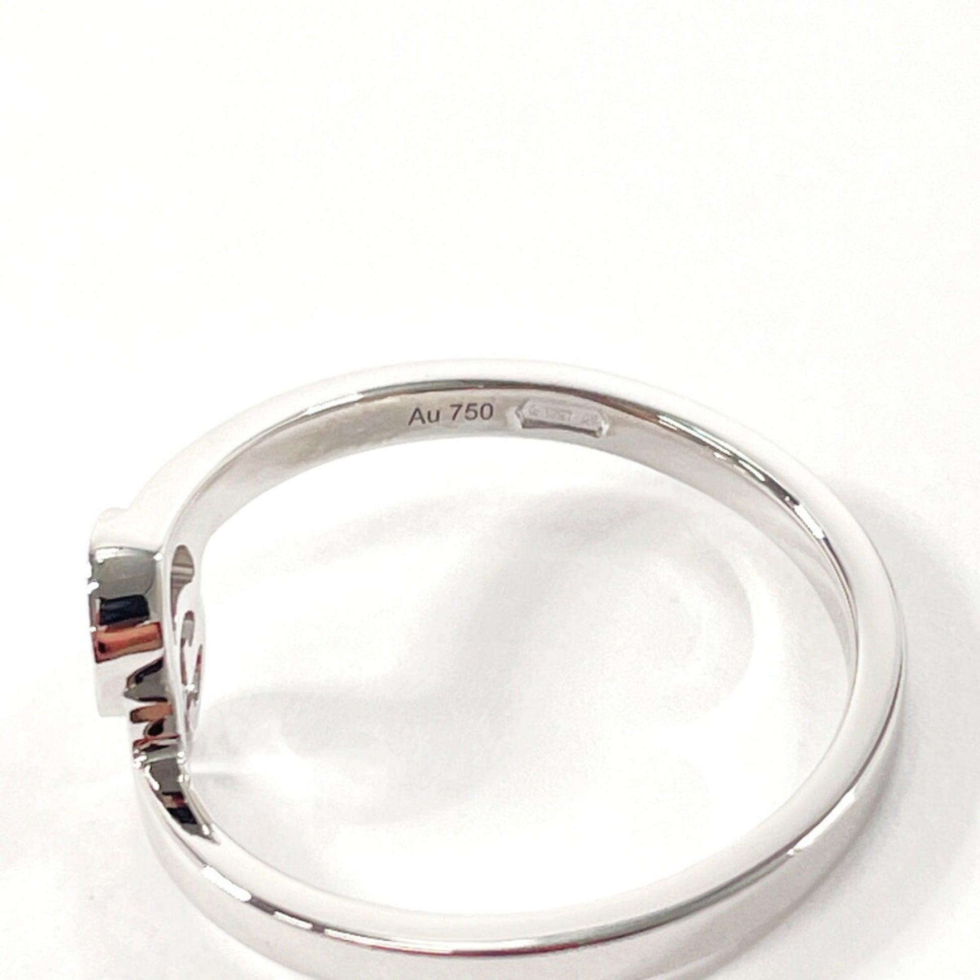 Gucci Silver White Gold (18K) Band Ring