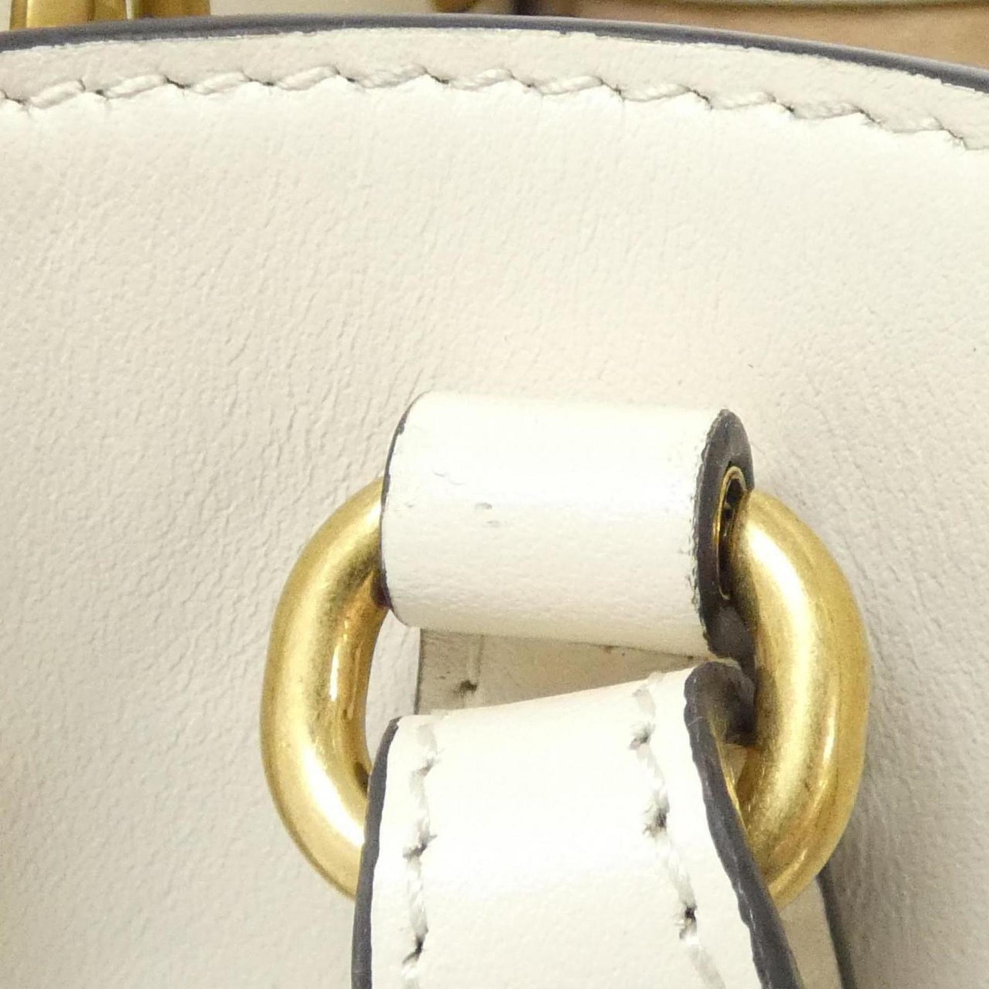 Gucci White Leather Handbag