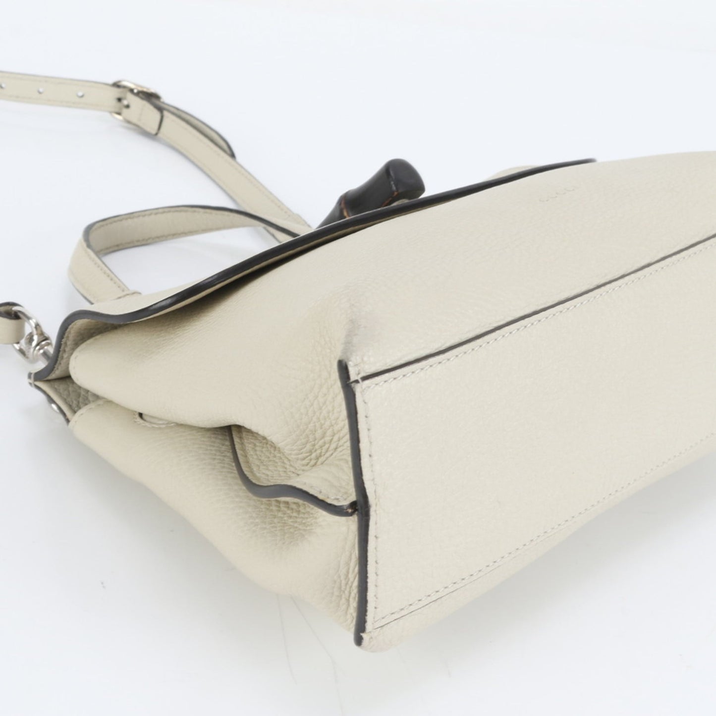 Gucci Ivory Leather Shoulder Bag