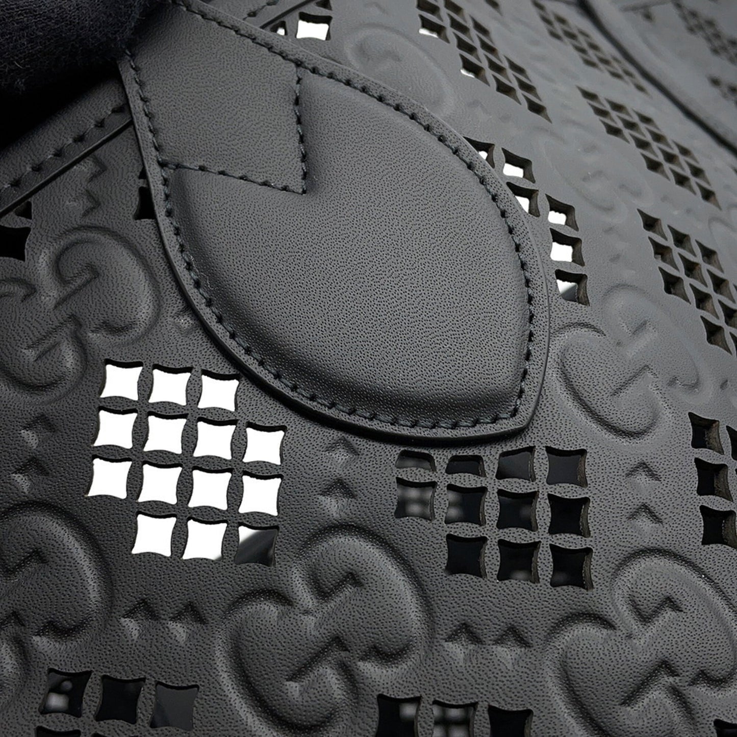 Gucci Black Gg Leather Tote Bag