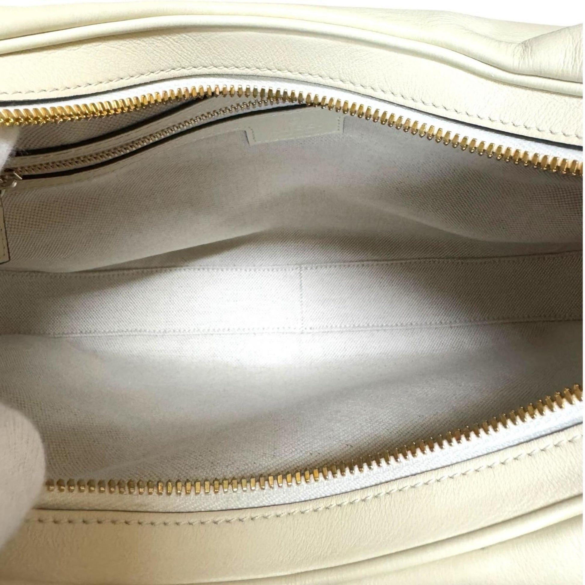 Gucci White Leather Shoulder Bag
