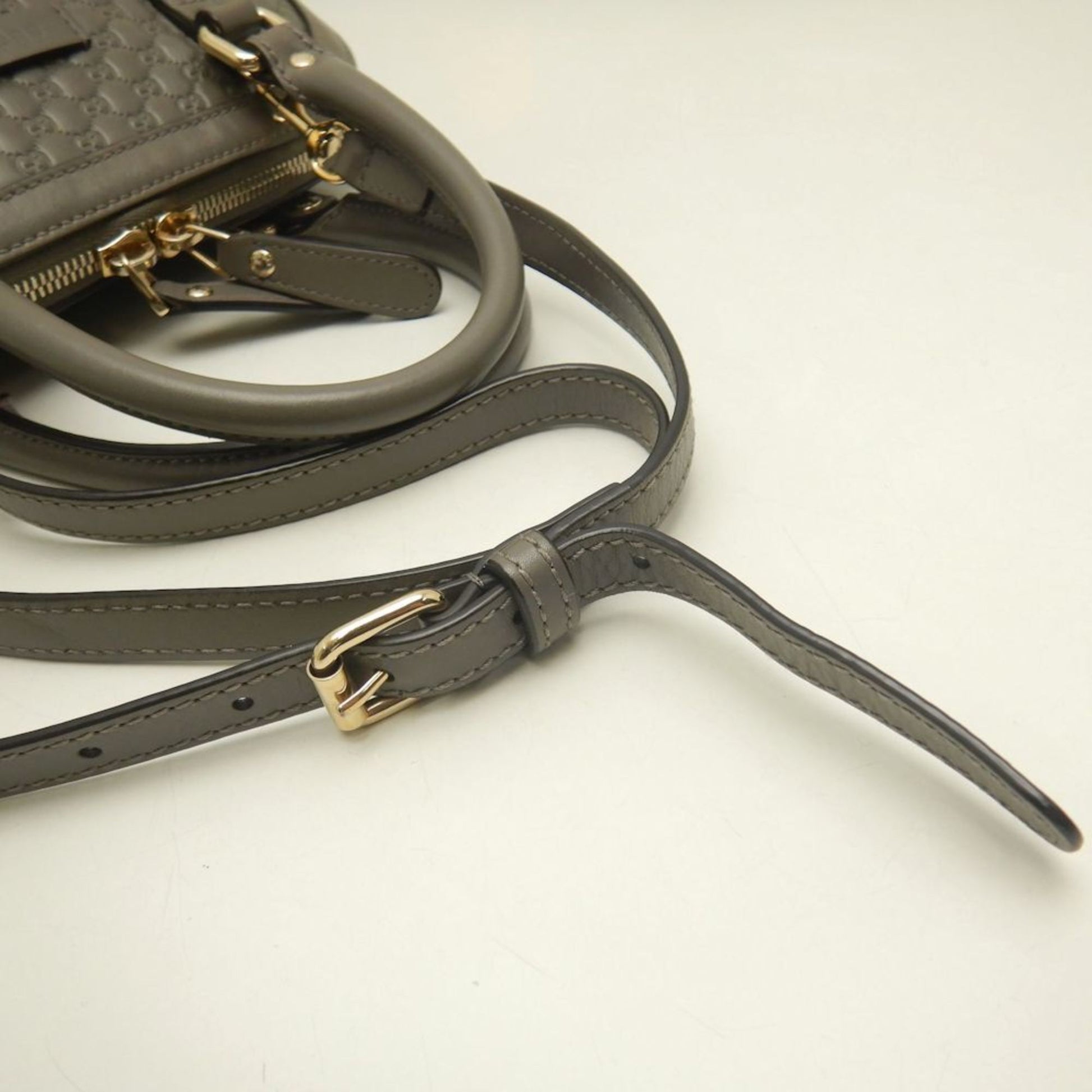 Gucci Microguccissima Gray Leather Handbag