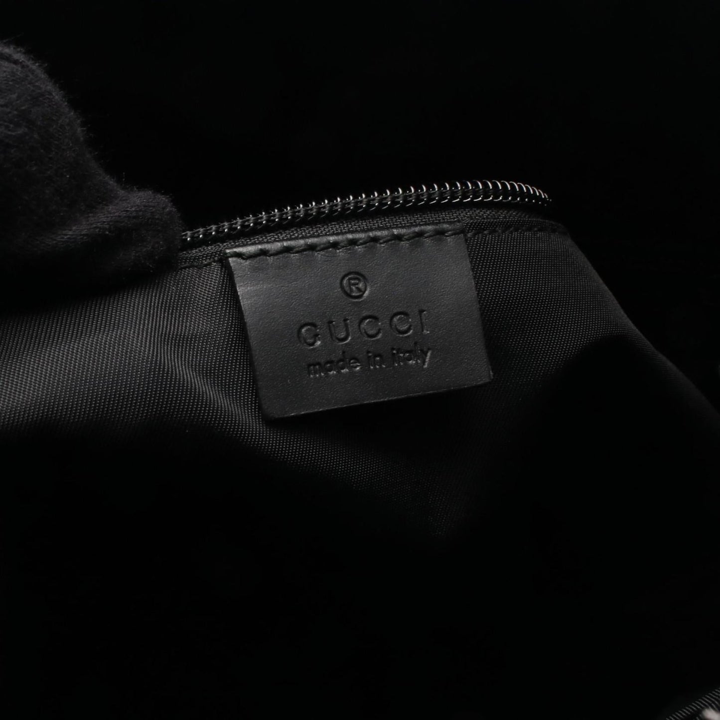 Gucci Black Gg Supreme Leather Shoulder Bag