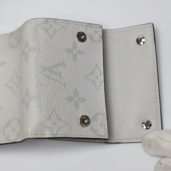 Louis Vuitton Tri-fold M67621 Taiga Bron Discovery Leather Wallet Case