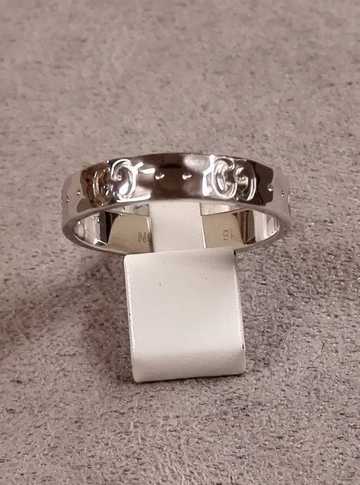 Gucci hammered ring, Icon line, 4 mm, in 750/1000 white gold