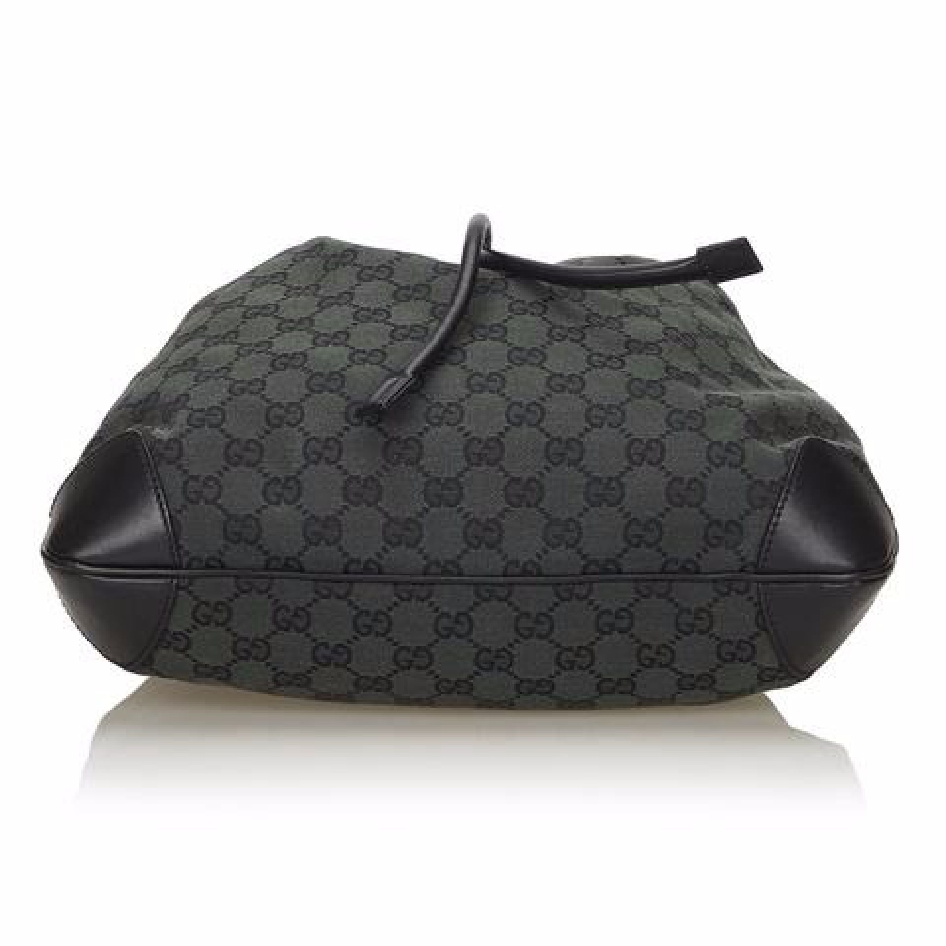 Green Gucci Jacquard Bucket Bag