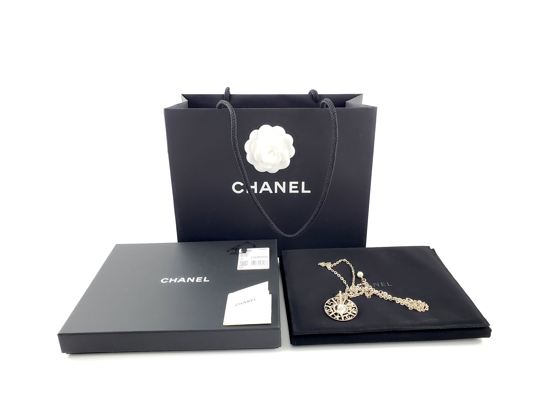 Chanel New 22S Pendant Long Necklace