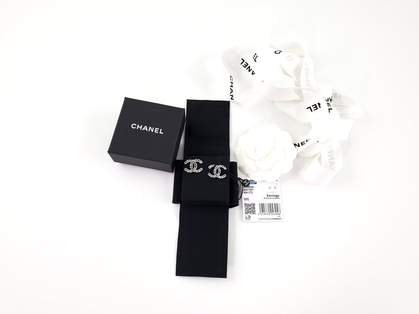 New CHANEL 22P CC Logo Ruthenium White Stud Earrings
