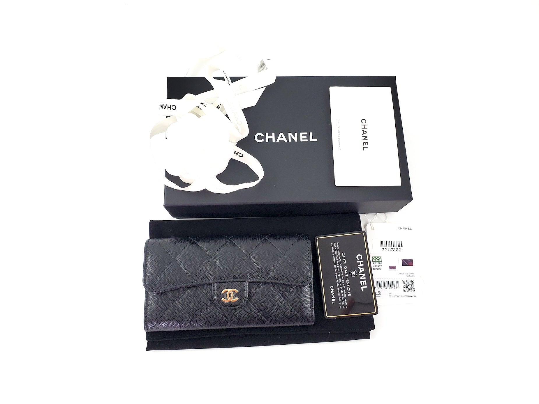 Chanel New 22S Black Caviar Classic Flap Medium Wallet Handbag