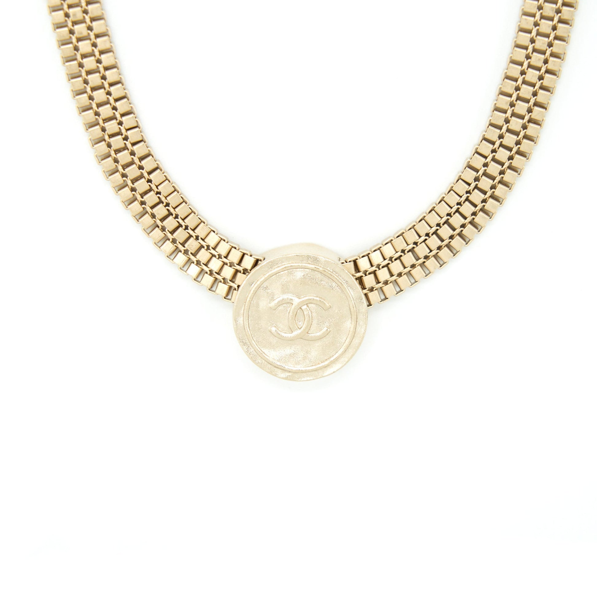 Chanel 22P Round CC Logo Choker Tone Gold Handbag