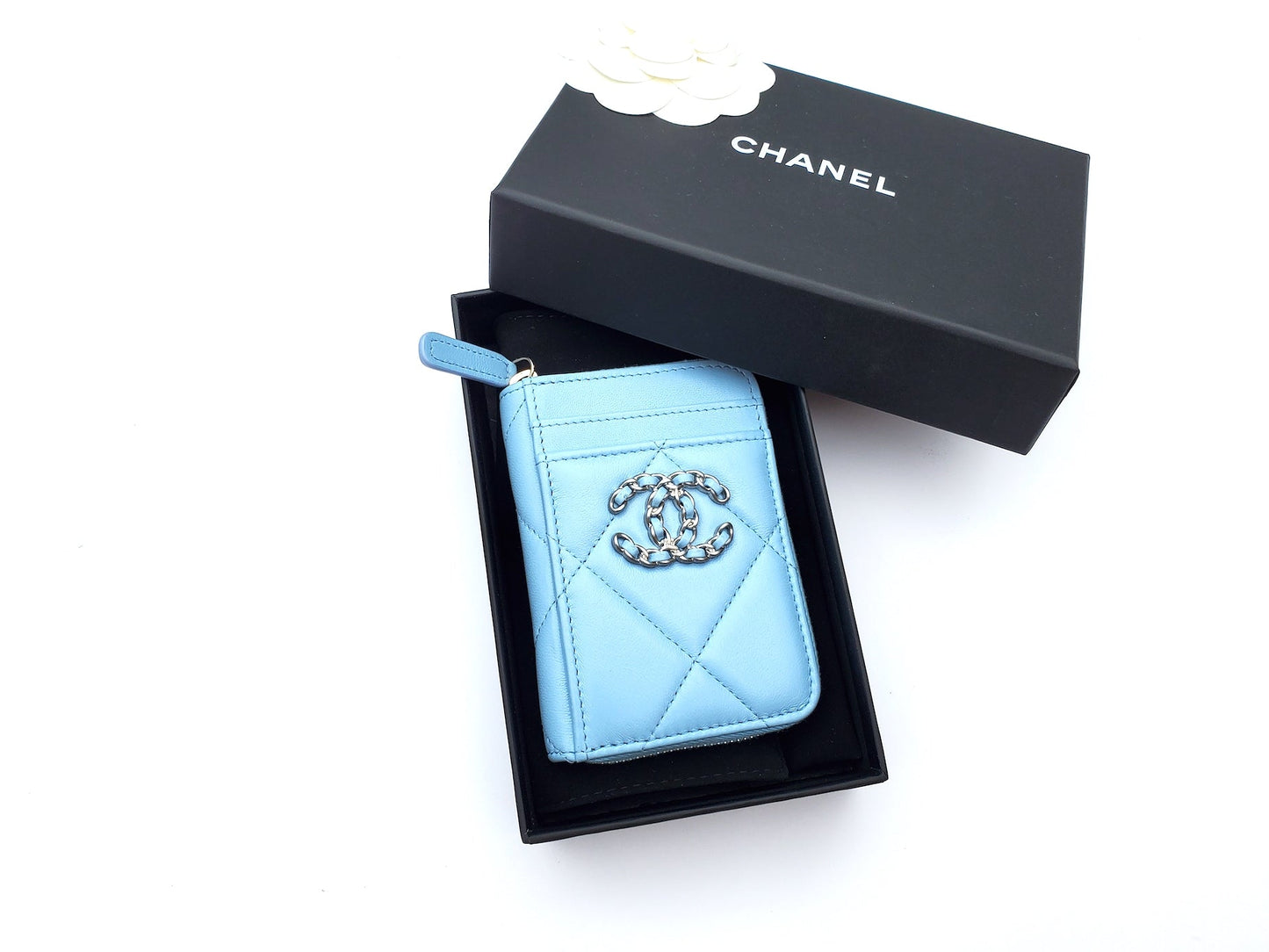 Chanel Quilted 22S Cc Blue Zip Card Case Bag