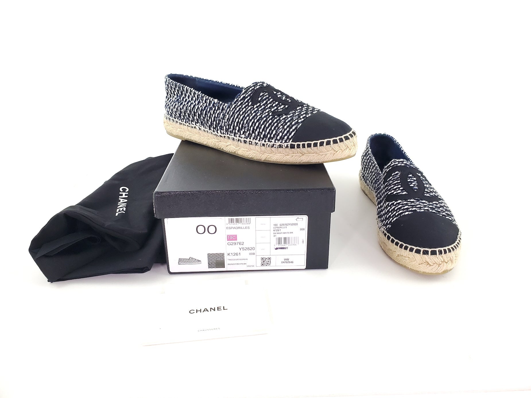 Chanel 19C Black White Tweed Espadrilles Flats 41 Bag
